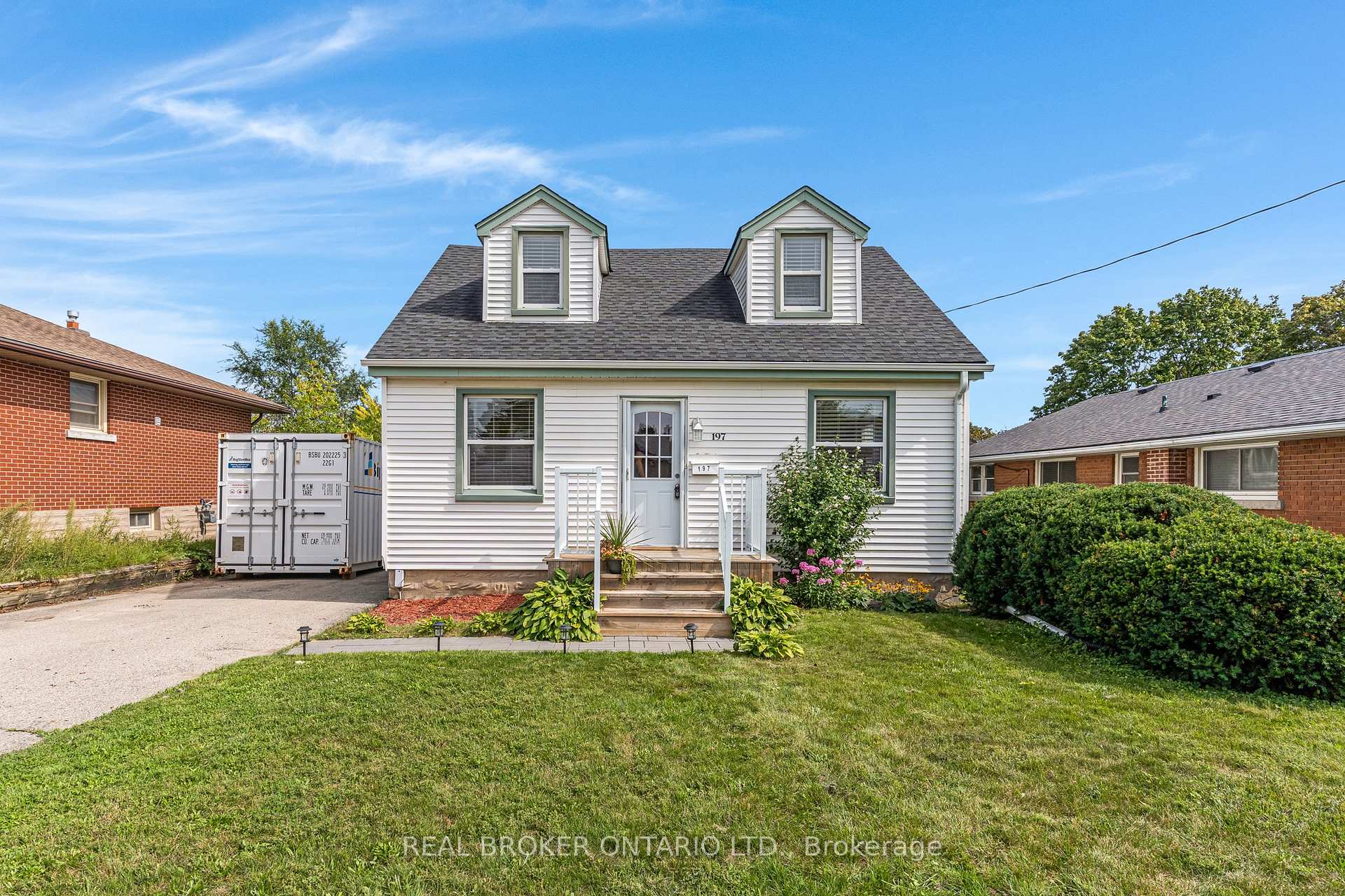 Photo 1 of 197 Ninth Avenue, Kitchener, Vanier - Kitchener — HOMEH