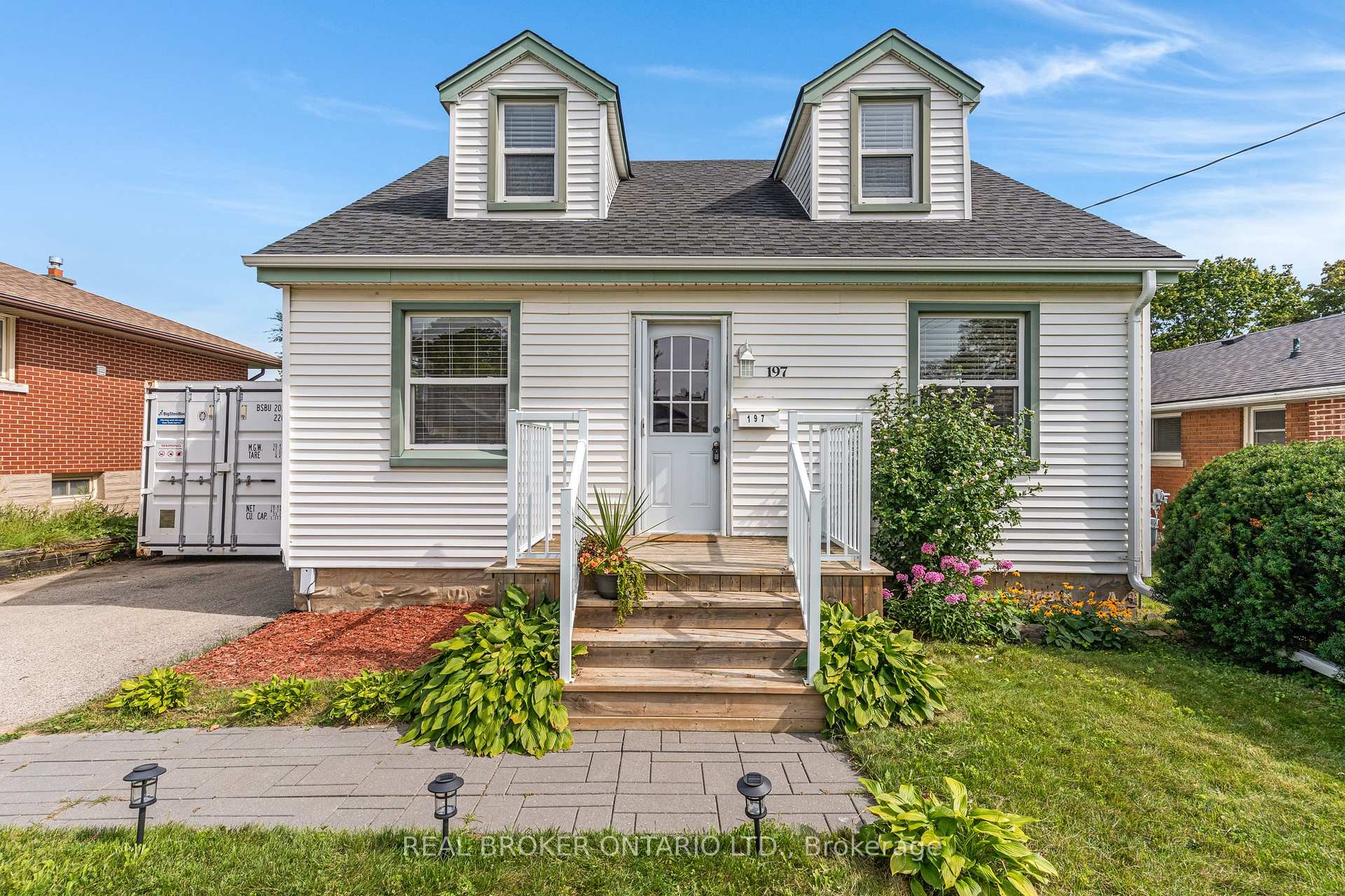 Photo 4 of 197 Ninth Avenue, Kitchener, Vanier - Kitchener — HOMEH
