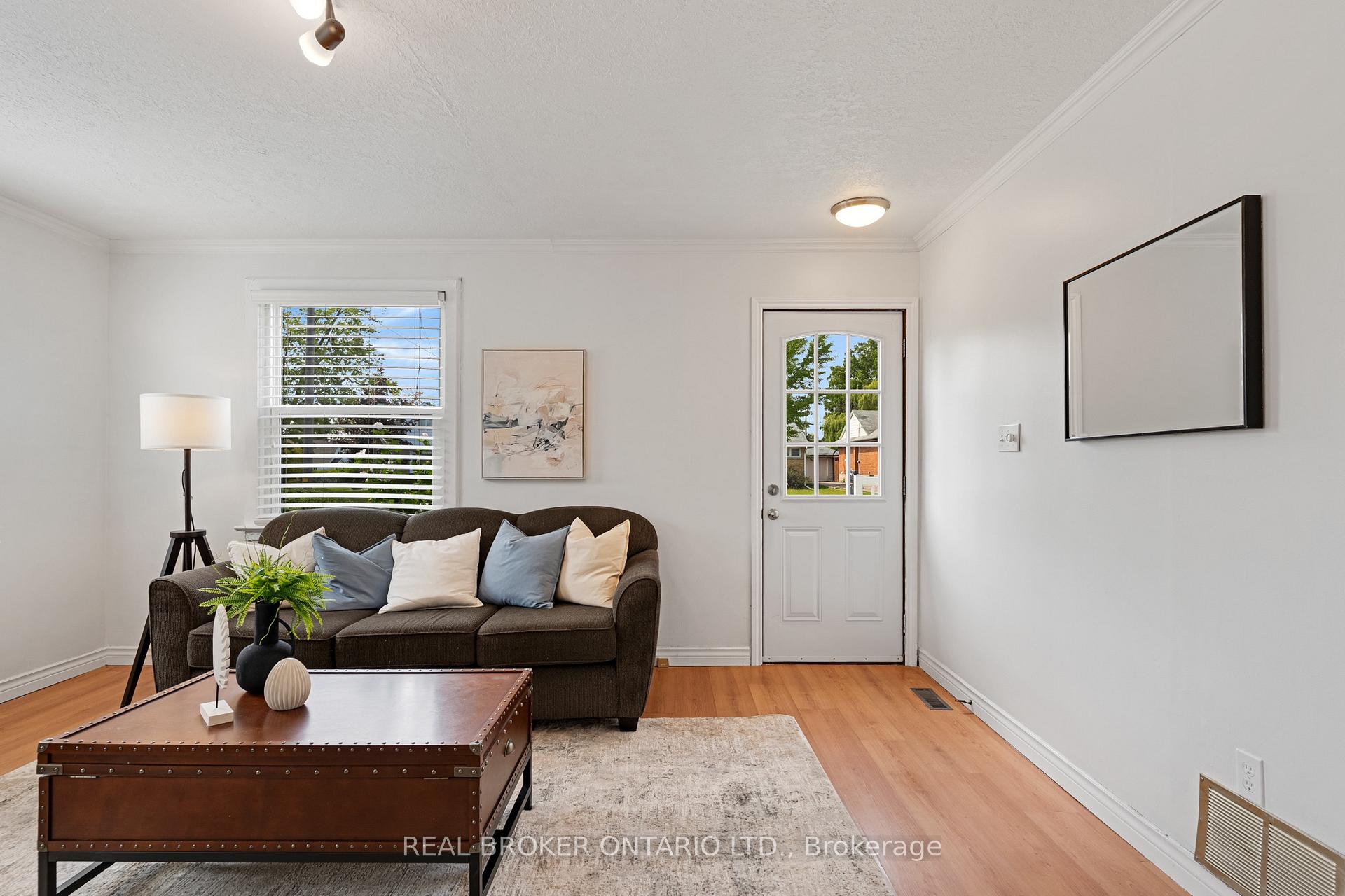 Photo 9 of 197 Ninth Avenue, Kitchener, Vanier - Kitchener — HOMEH