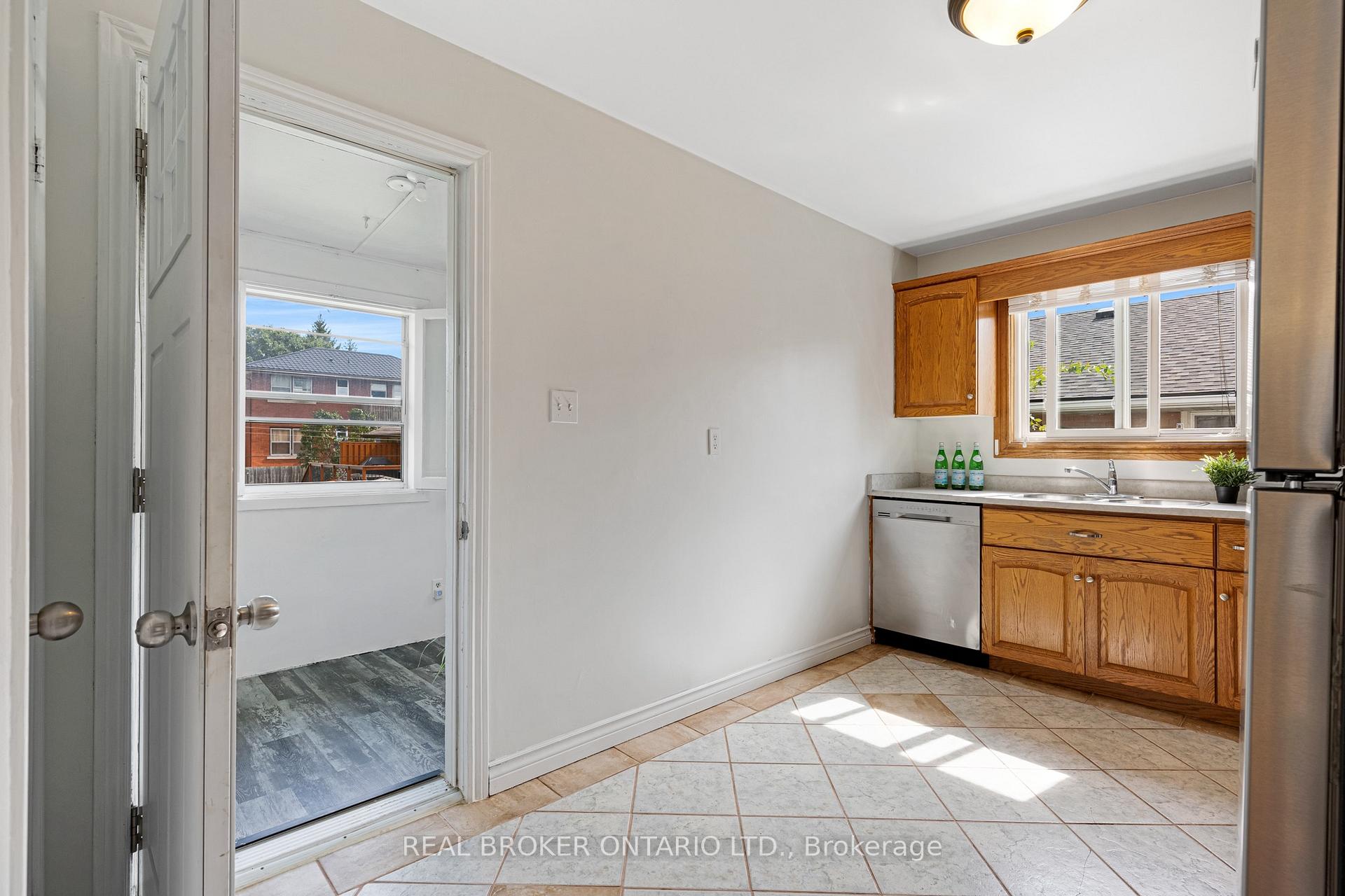 Photo 16 of 197 Ninth Avenue, Kitchener, Vanier - Kitchener — HOMEH