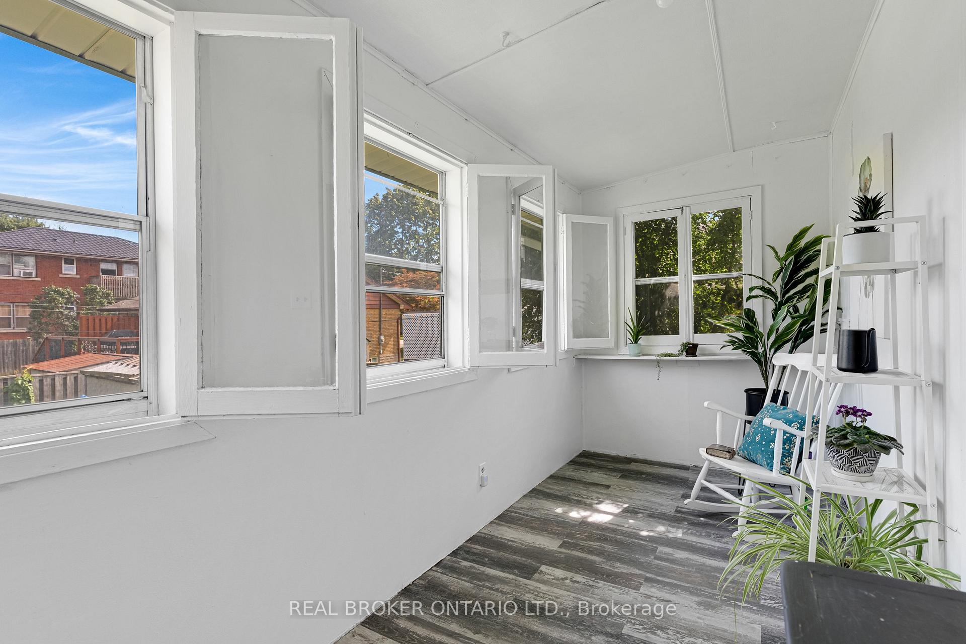 Photo 19 of 197 Ninth Avenue, Kitchener, Vanier - Kitchener — HOMEH