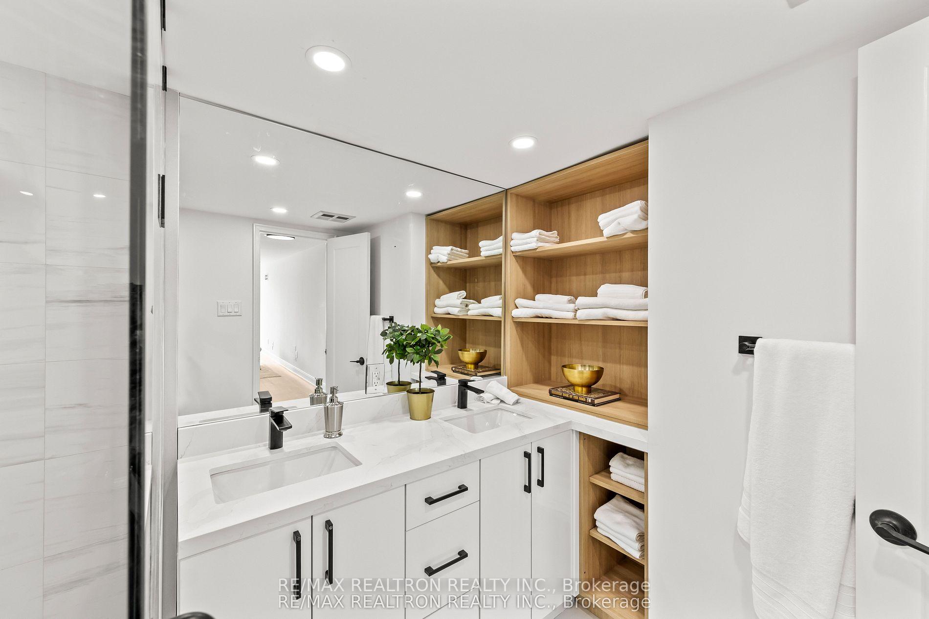 Photo 22 of Unit 210, 7300 Yonge Street, Vaughan, Crestwood-Springfarm-Yorkhill — HOMEH