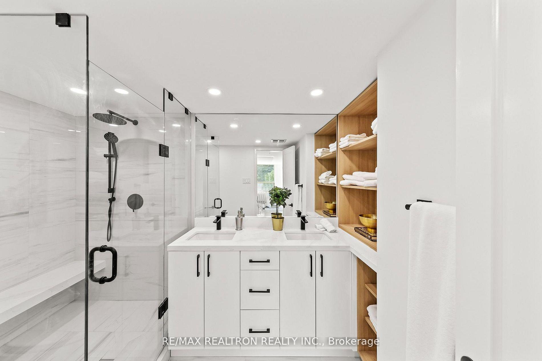 Photo 23 of Unit 210, 7300 Yonge Street, Vaughan, Crestwood-Springfarm-Yorkhill — HOMEH