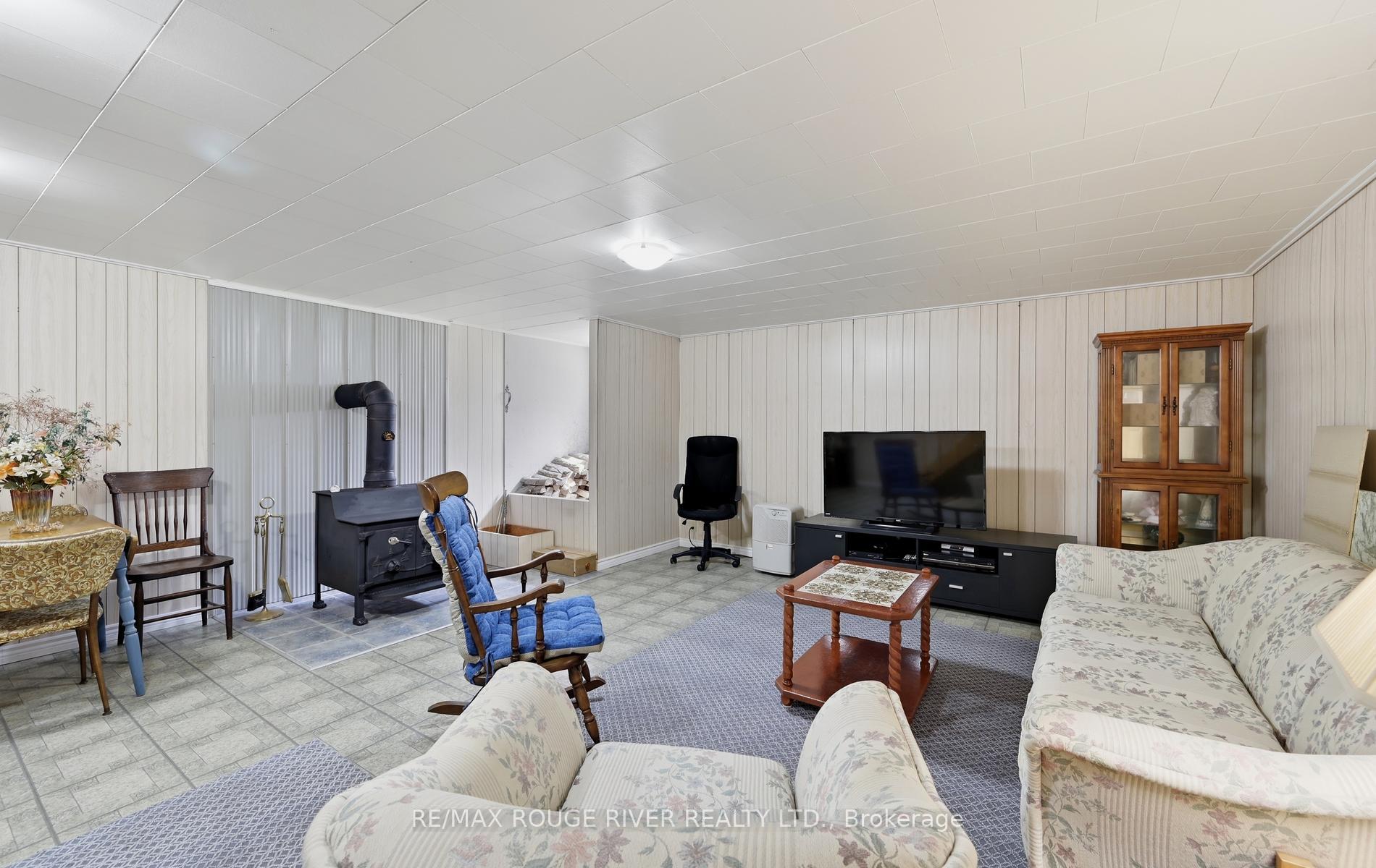 Photo 15 of 1901 Nash Road, Clarington, Rural Clarington — HOMEH