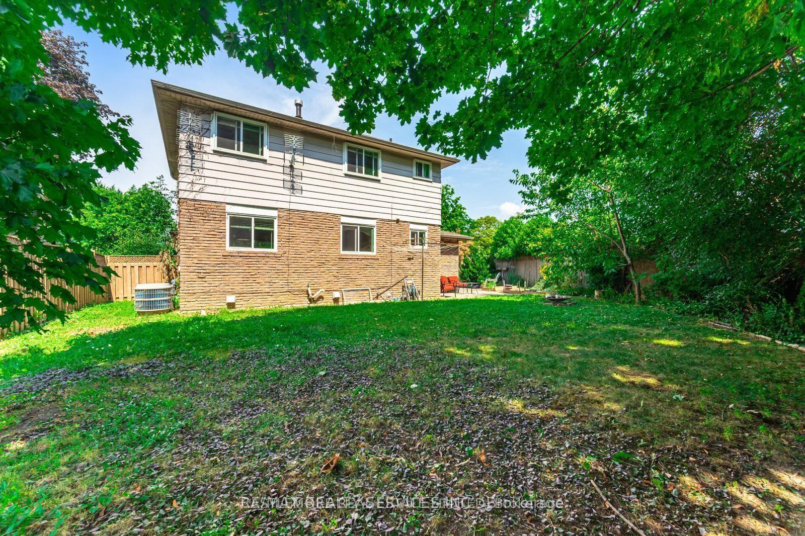 Photo 14 of 62 ambleside Drive, Brampton, Brampton South — HOMEH