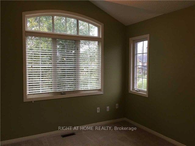 Photo 7 of 2 Silver Linden Drive, Richmond Hill, Langstaff — HOMEH