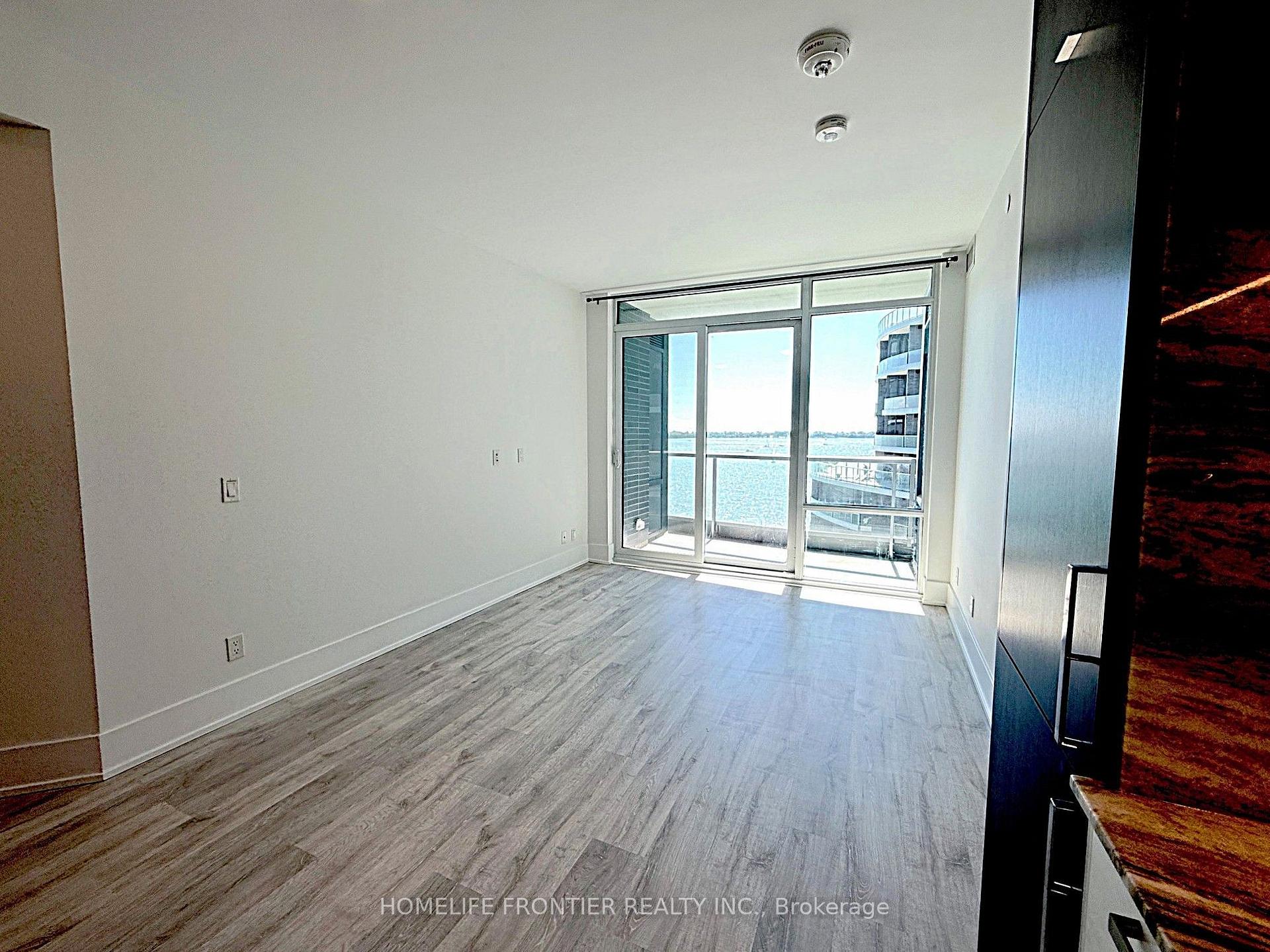 Photo 9 of Unit 811, 1 Edgewater Drive, Toronto, Waterfront Communities — HOMEH