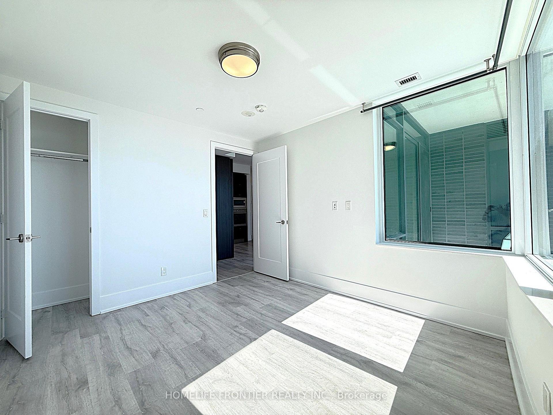 Photo 13 of Unit 811, 1 Edgewater Drive, Toronto, Waterfront Communities — HOMEH