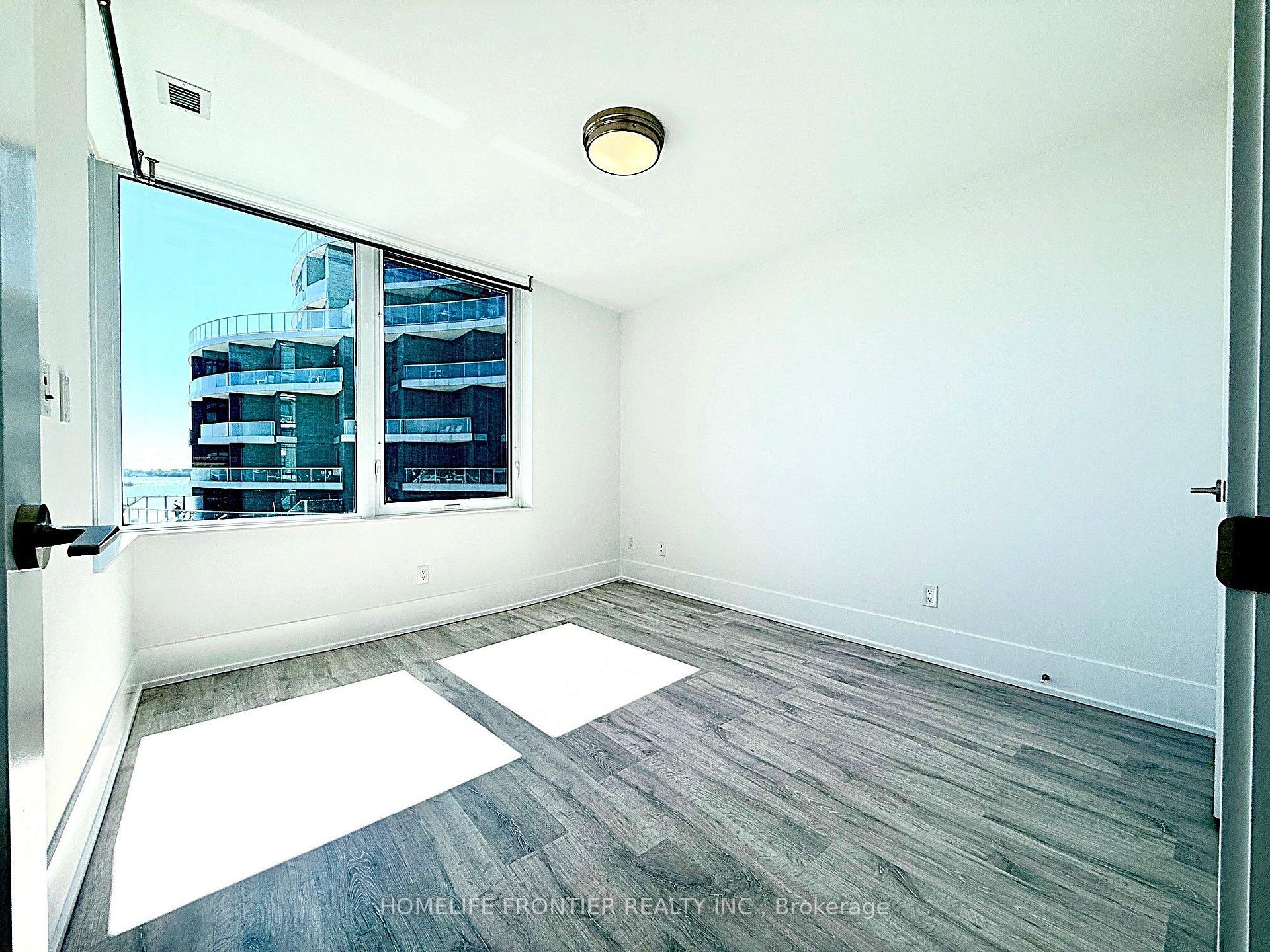 Photo 15 of Unit 811, 1 Edgewater Drive, Toronto, Waterfront Communities — HOMEH