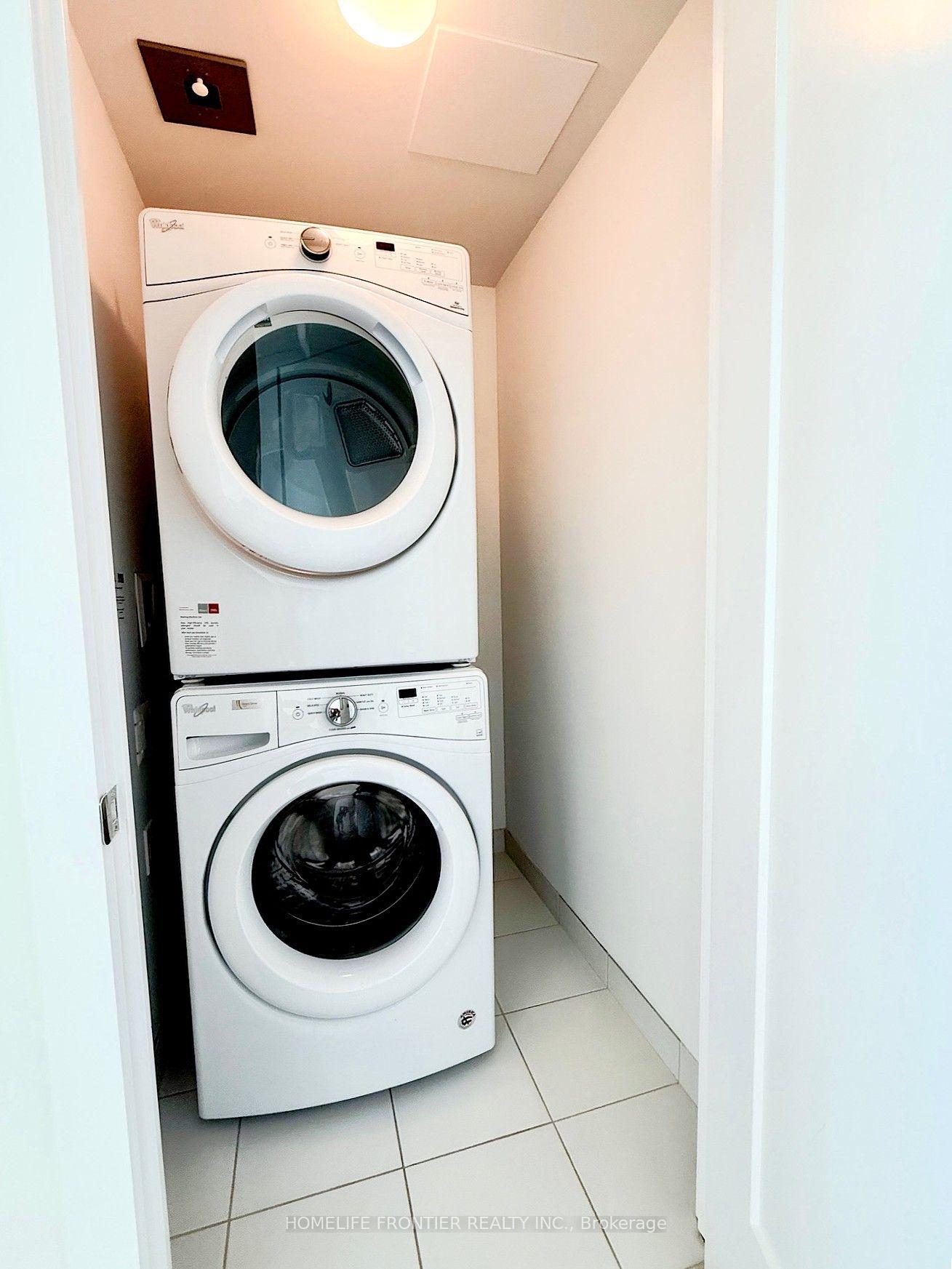 Photo 17 of Unit 811, 1 Edgewater Drive, Toronto, Waterfront Communities — HOMEH