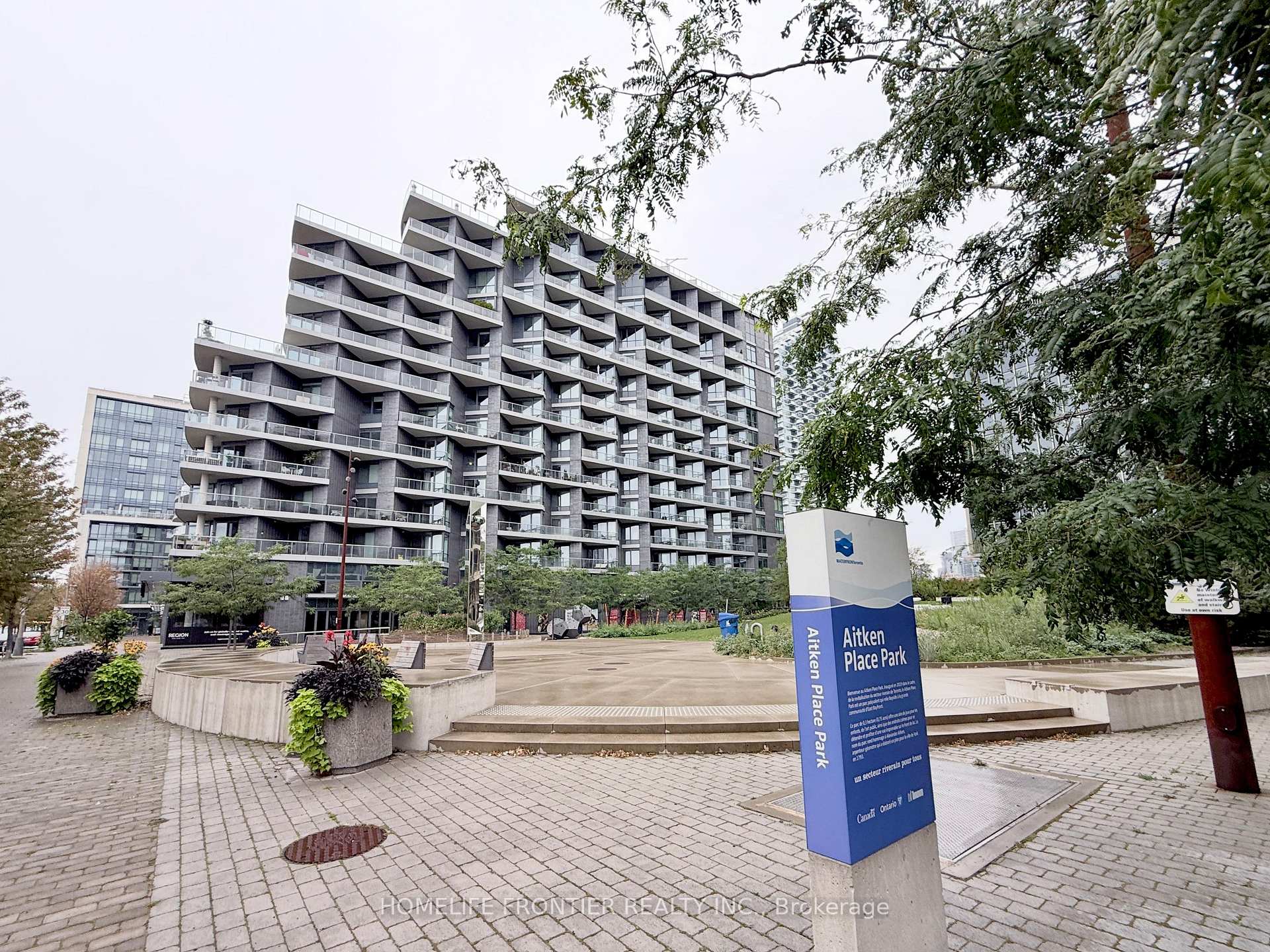 Photo 23 of Unit 811, 1 Edgewater Drive, Toronto, Waterfront Communities — HOMEH