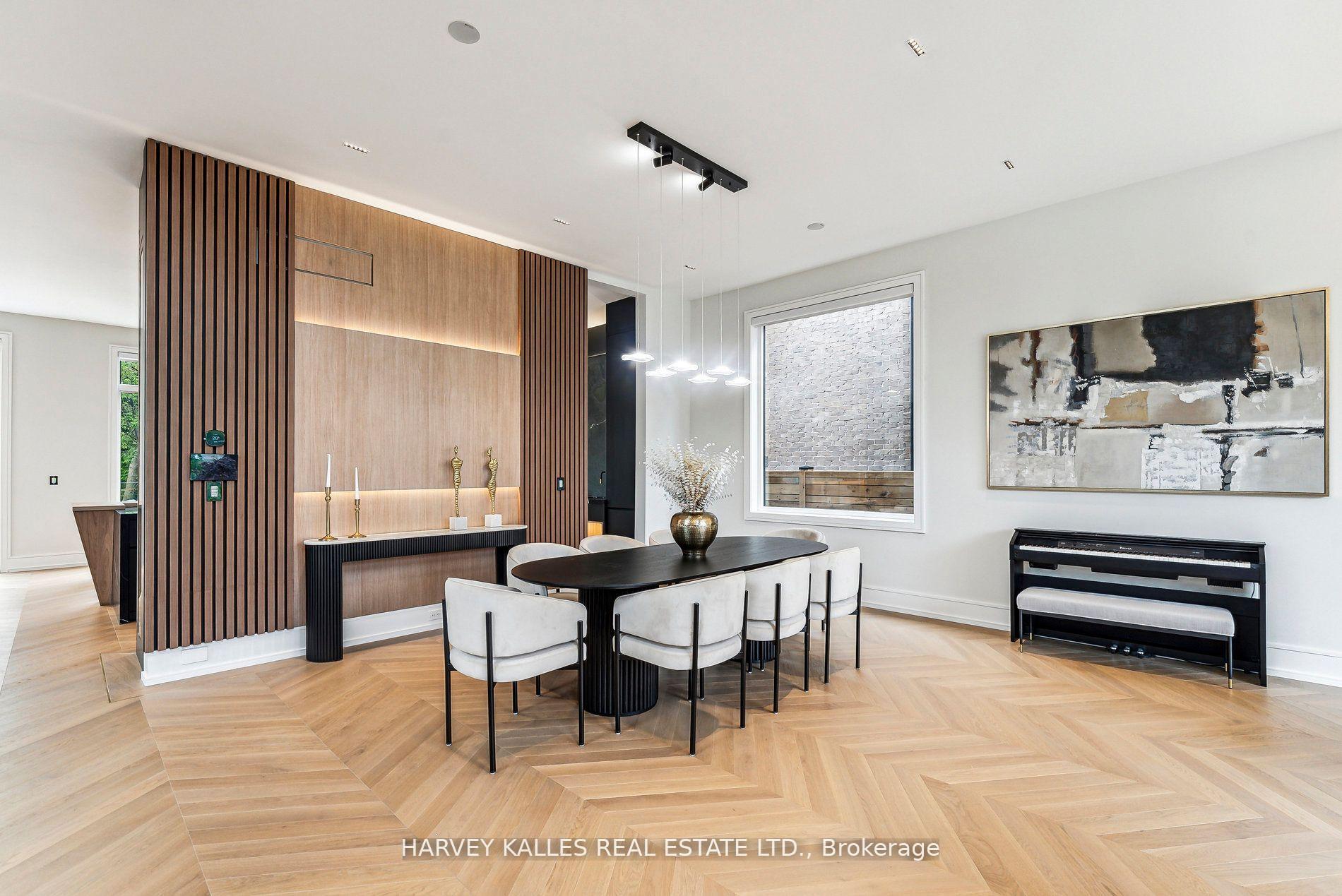 Photo 5 of 139 Newton Drive, North York, Willowdale East — HOMEH