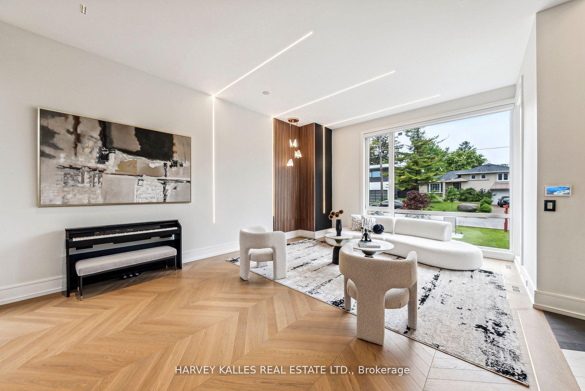 Photo 10 of 139 Newton Drive, North York, Willowdale East — HOMEH