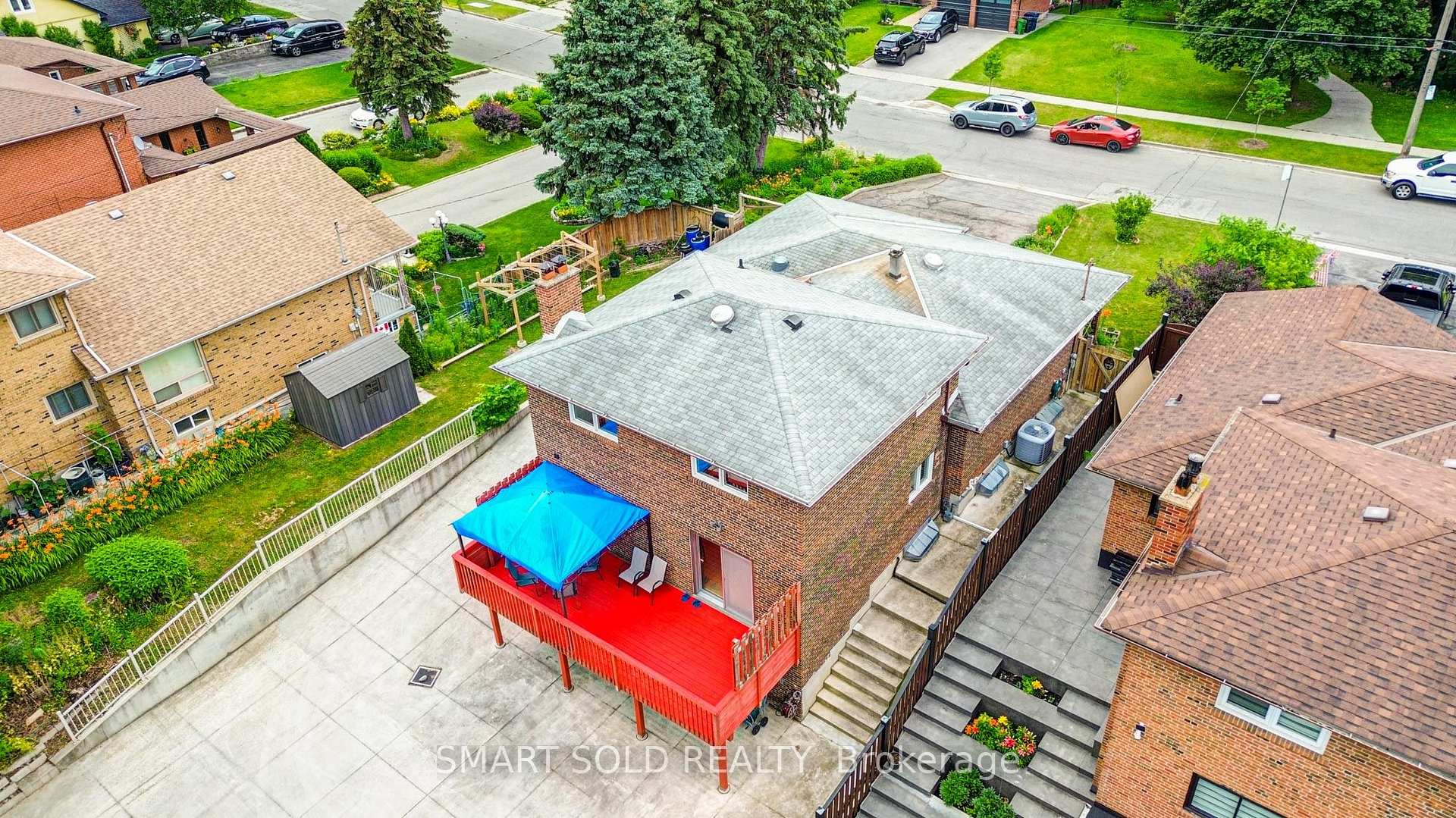 Photo 10 of 56 Gatesview Avenue, Scarborough, Scarborough Village — HOMEH