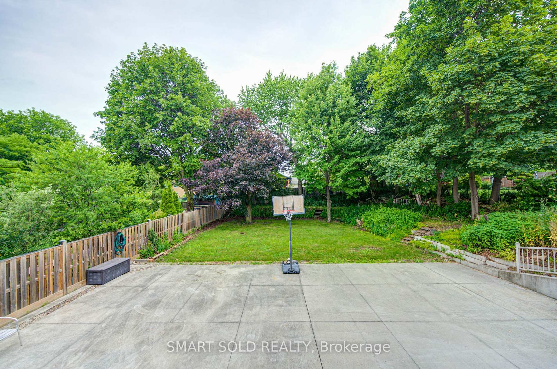 Photo 37 of 56 Gatesview Avenue, Scarborough, Scarborough Village — HOMEH