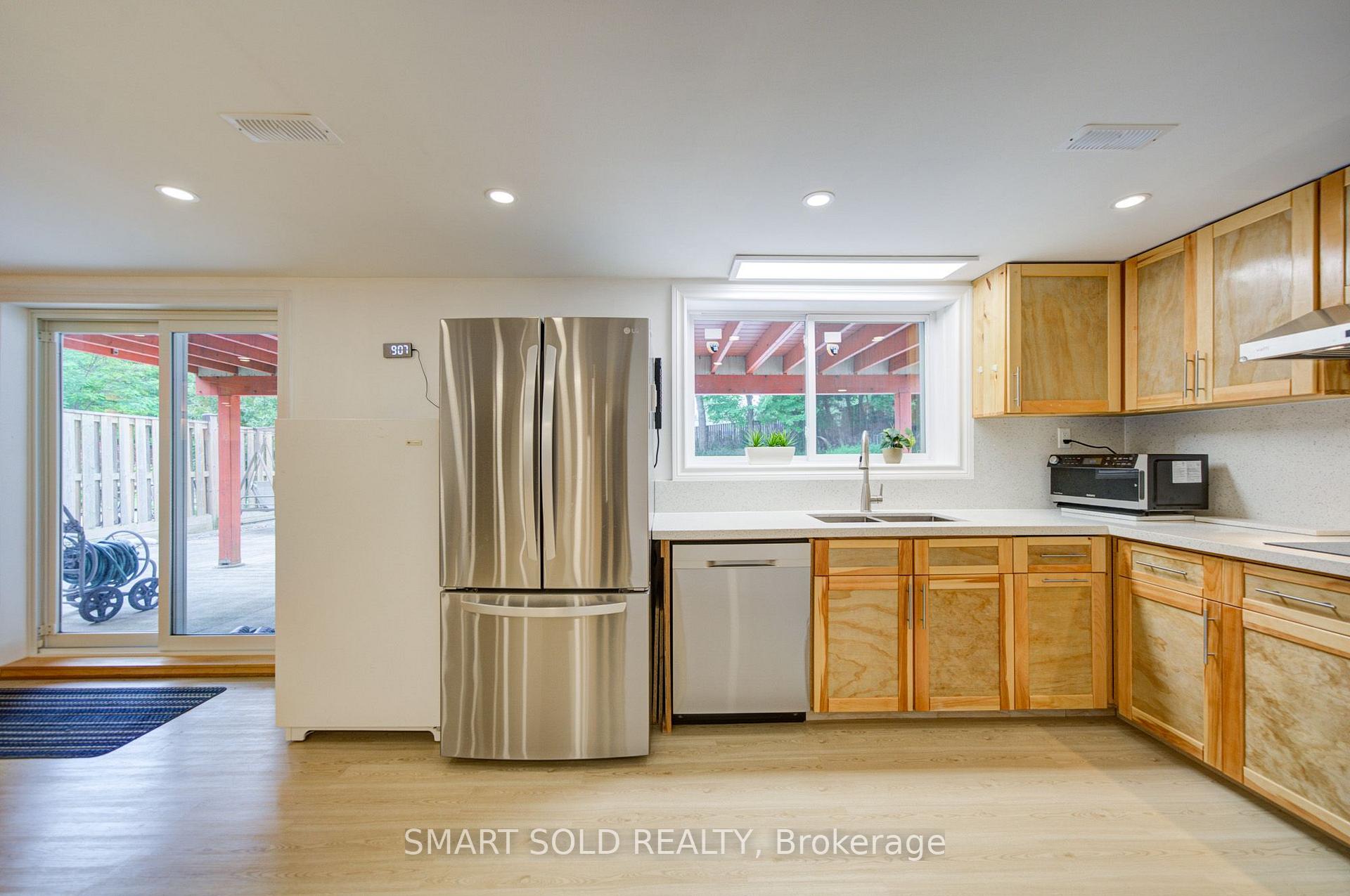 Photo 47 of 56 Gatesview Avenue, Scarborough, Scarborough Village — HOMEH