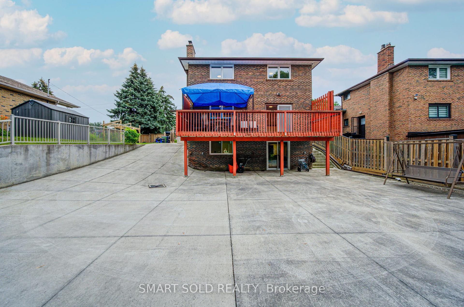 Photo 48 of 56 Gatesview Avenue, Scarborough, Scarborough Village — HOMEH