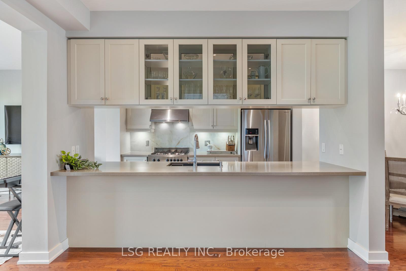 Photo 9 of 101 Dariole Drive, Richmond Hill, Rural Richmond Hill — HOMEH