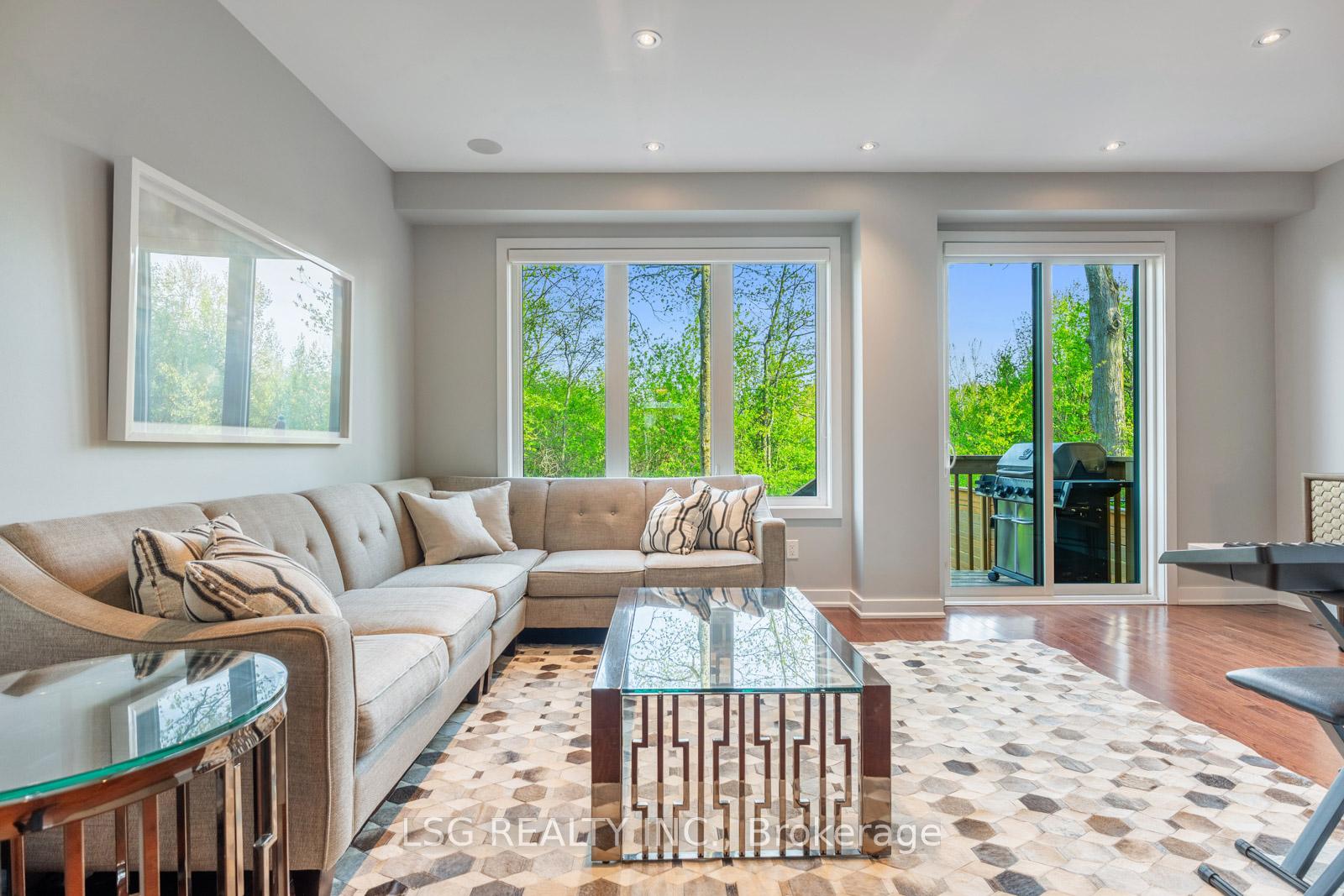 Photo 10 of 101 Dariole Drive, Richmond Hill, Rural Richmond Hill — HOMEH