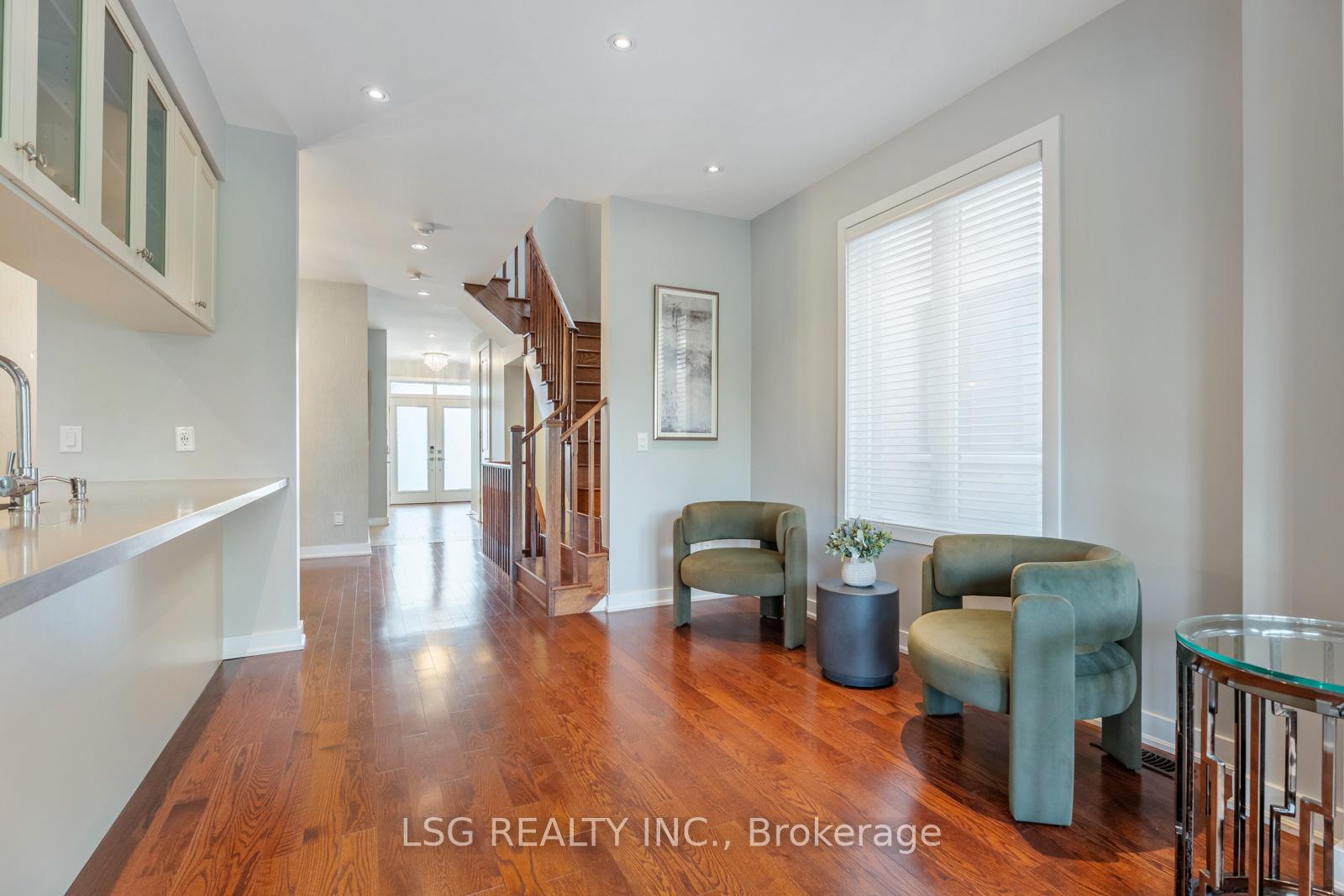 Photo 11 of 101 Dariole Drive, Richmond Hill, Rural Richmond Hill — HOMEH