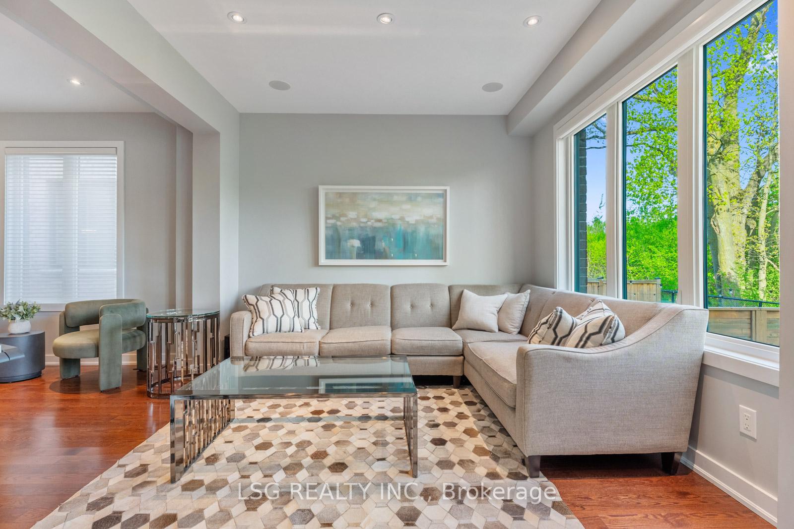 Photo 12 of 101 Dariole Drive, Richmond Hill, Rural Richmond Hill — HOMEH