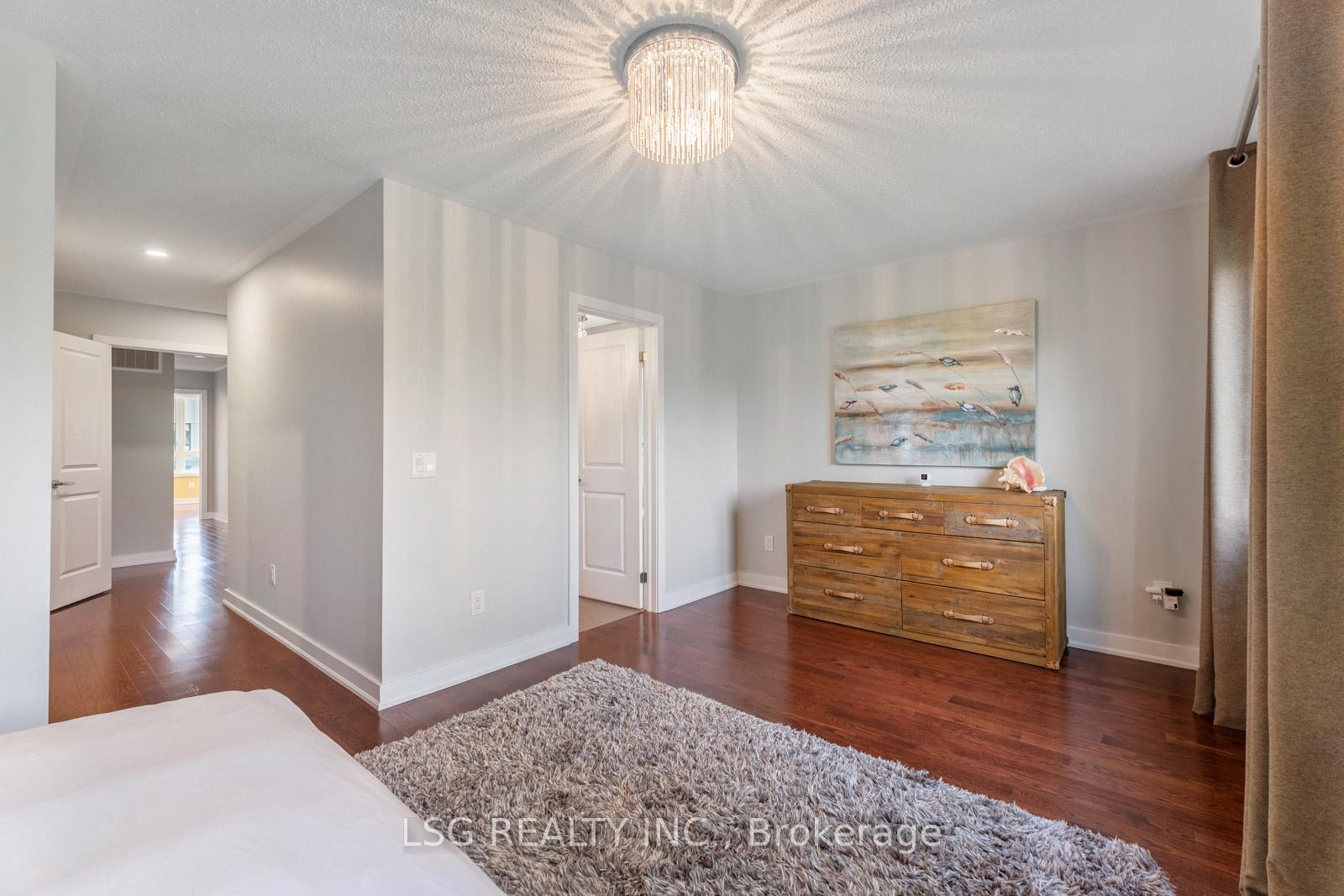 Photo 21 of 101 Dariole Drive, Richmond Hill, Rural Richmond Hill — HOMEH