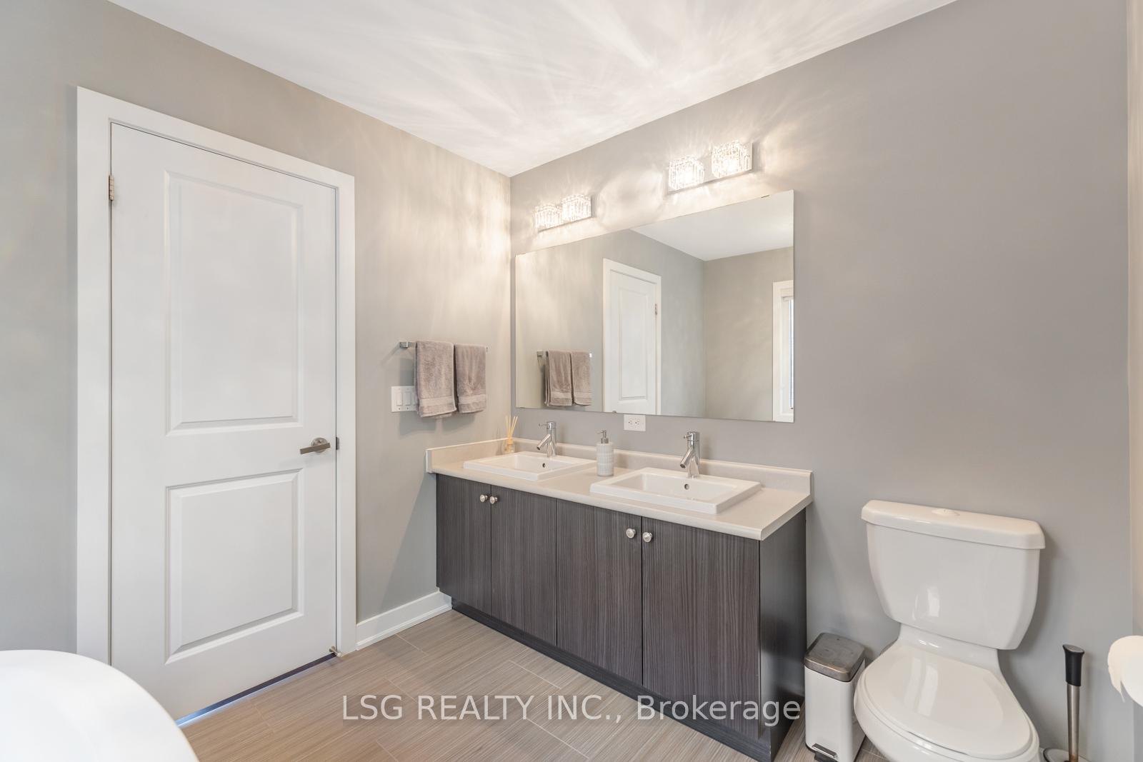 Photo 25 of 101 Dariole Drive, Richmond Hill, Rural Richmond Hill — HOMEH