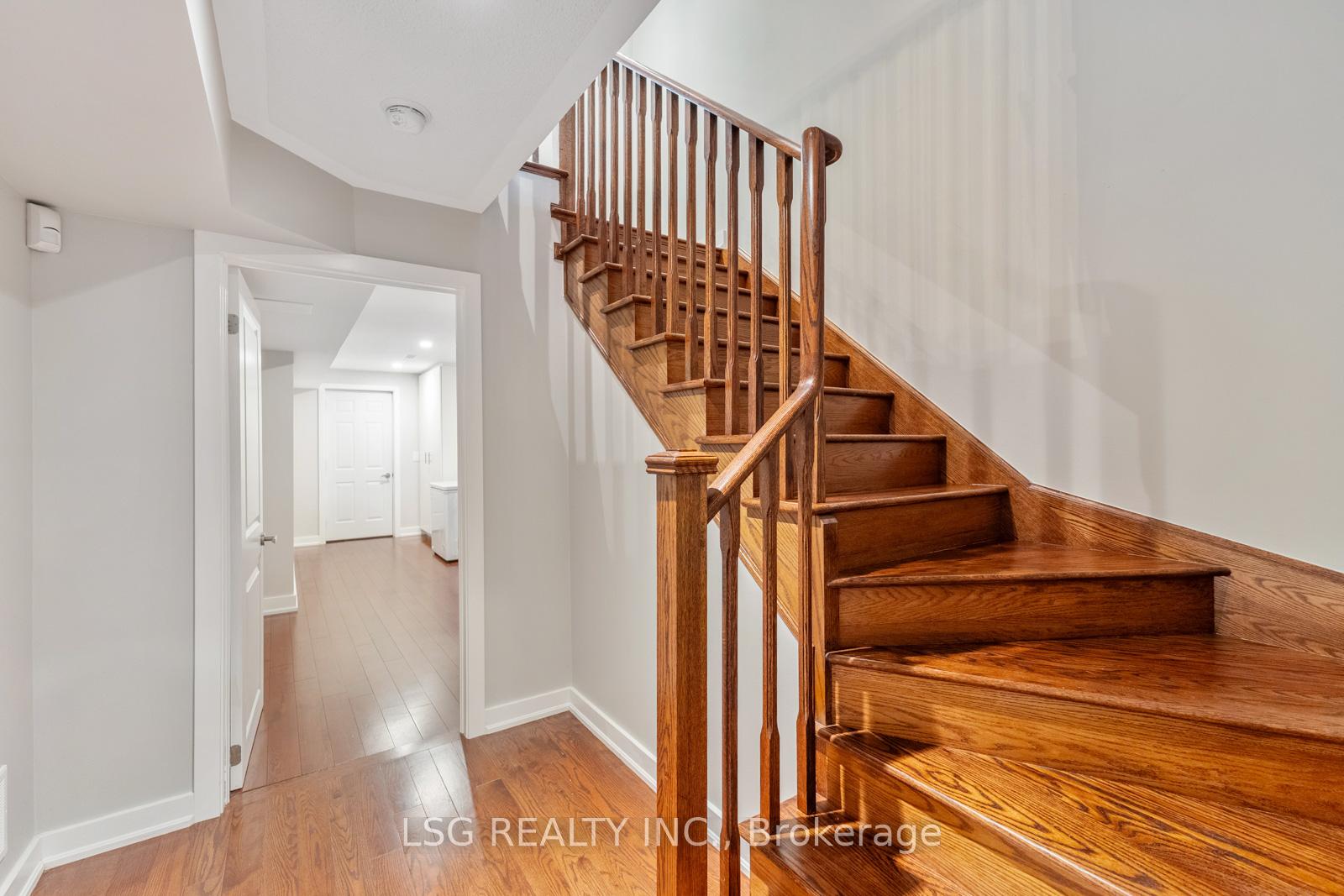 Photo 32 of 101 Dariole Drive, Richmond Hill, Rural Richmond Hill — HOMEH