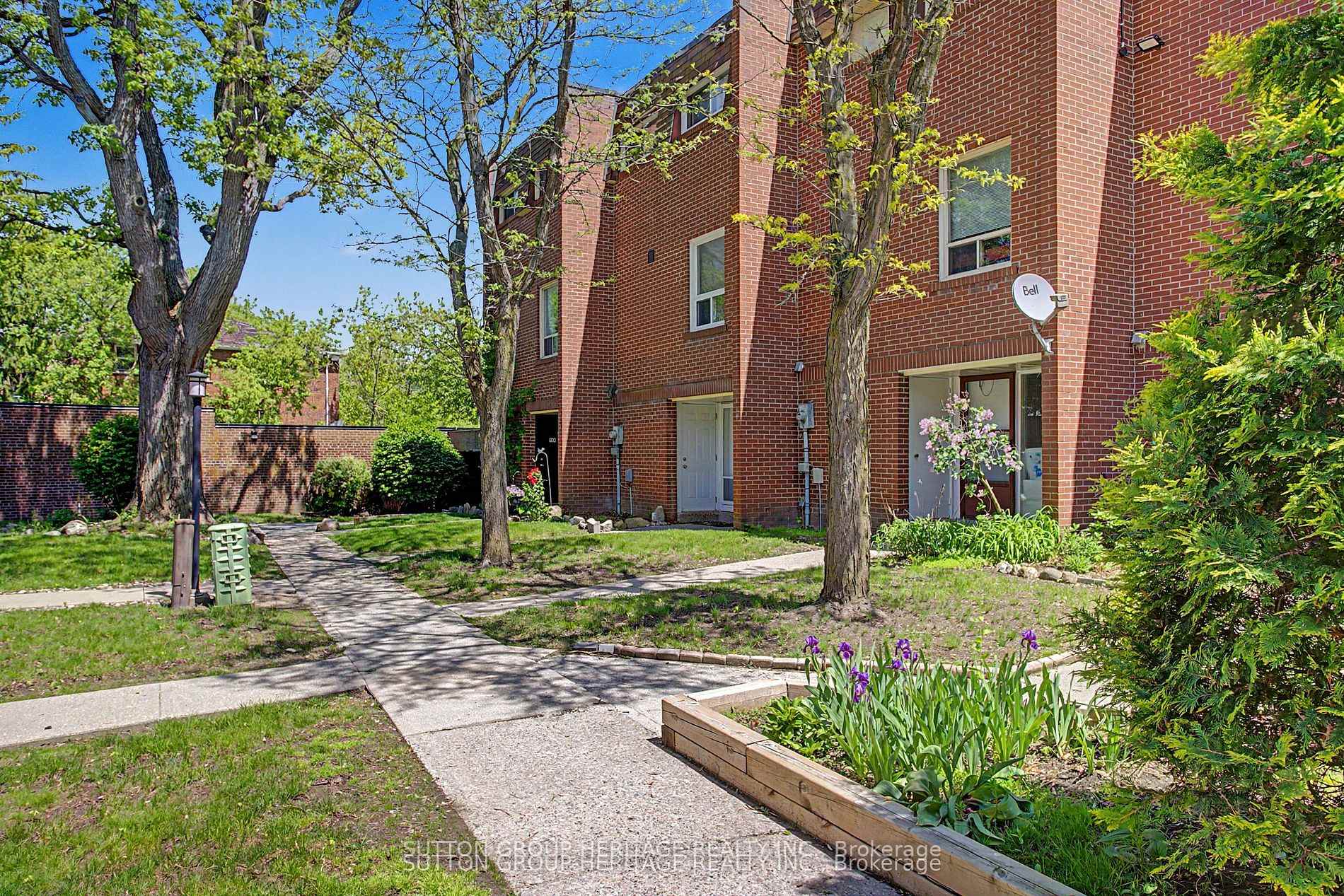 Photo 21 of 124 Wales Avenue, Markham, Old Markham Village — HOMEH
