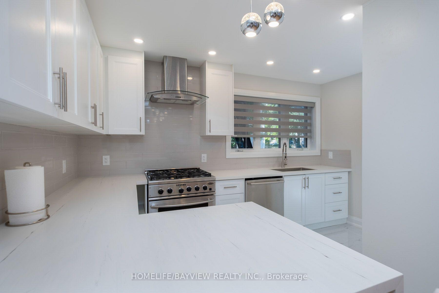 Photo 22 of 164 Steeles Avenue E, Markham, Grandview — HOMEH