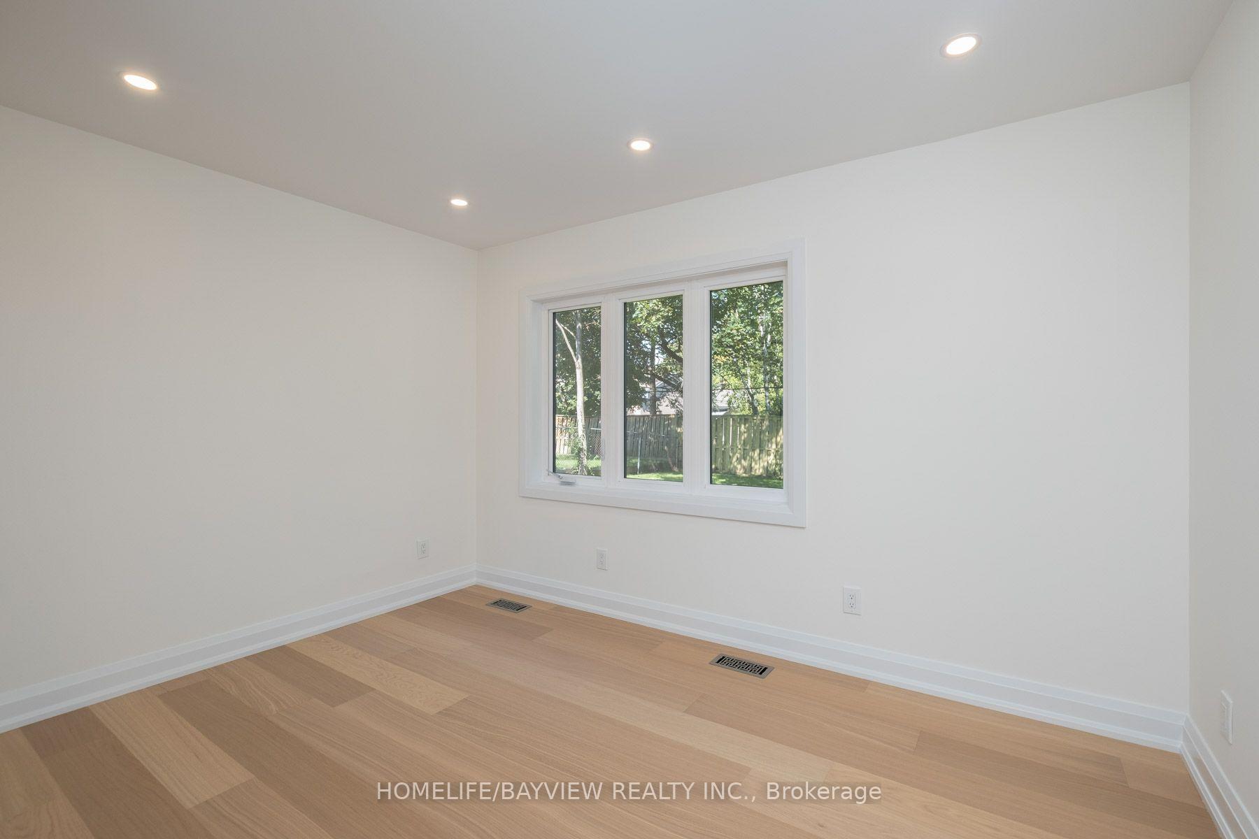 Photo 43 of 164 Steeles Avenue E, Markham, Grandview — HOMEH