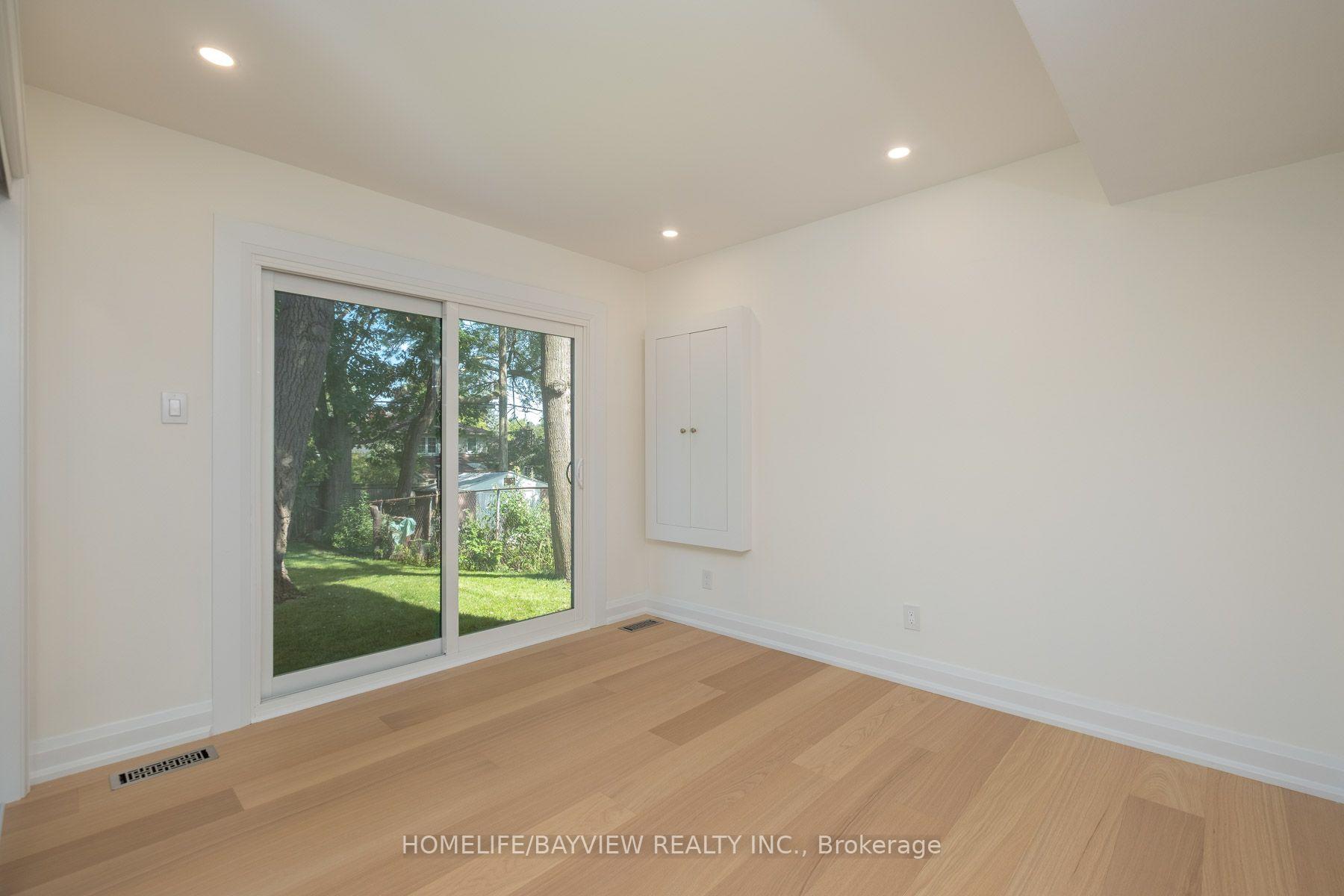 Photo 44 of 164 Steeles Avenue E, Markham, Grandview — HOMEH