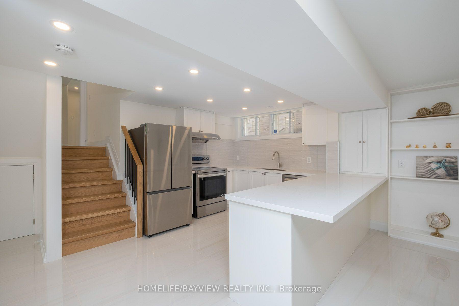 Photo 50 of 164 Steeles Avenue E, Markham, Grandview — HOMEH