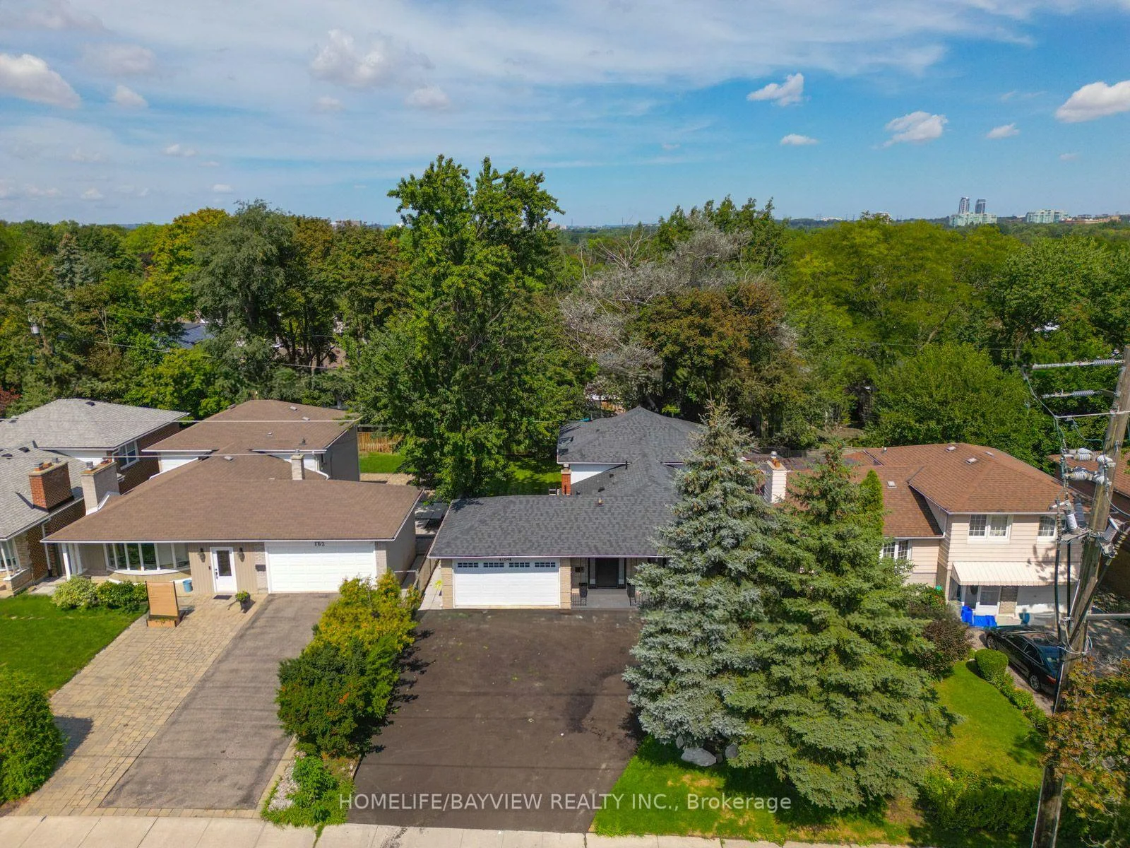 Photo 4 of 164 Steeles Avenue E, Markham, Grandview — HOMEH