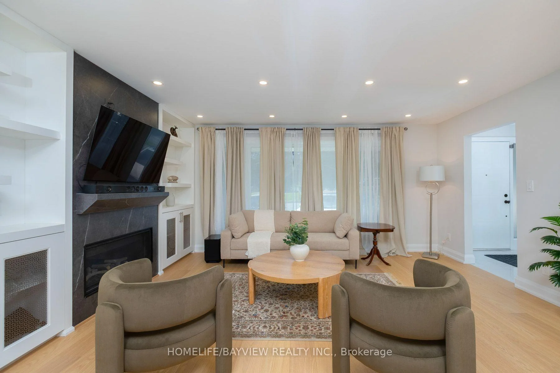 Photo 28 of 164 Steeles Avenue E, Markham, Grandview — HOMEH