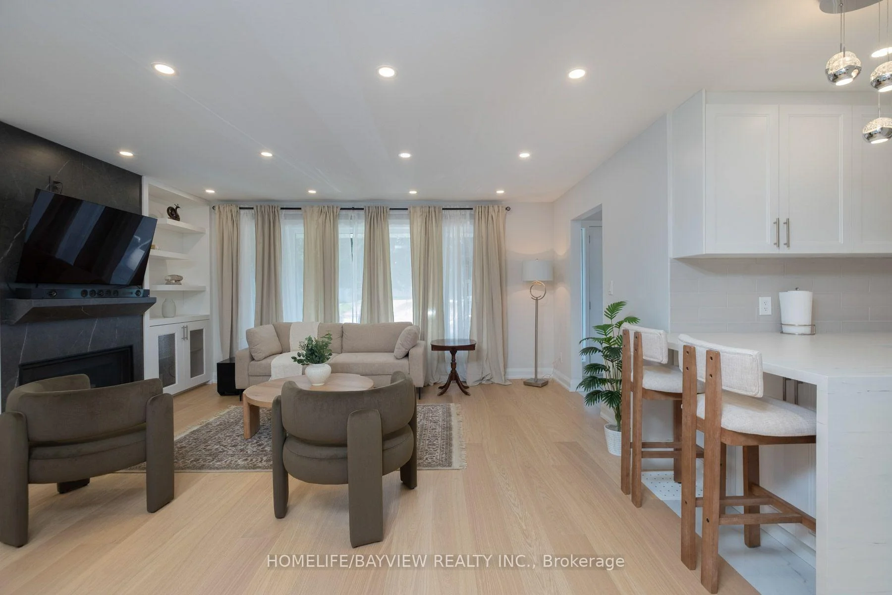 Photo 38 of 164 Steeles Avenue E, Markham, Grandview — HOMEH