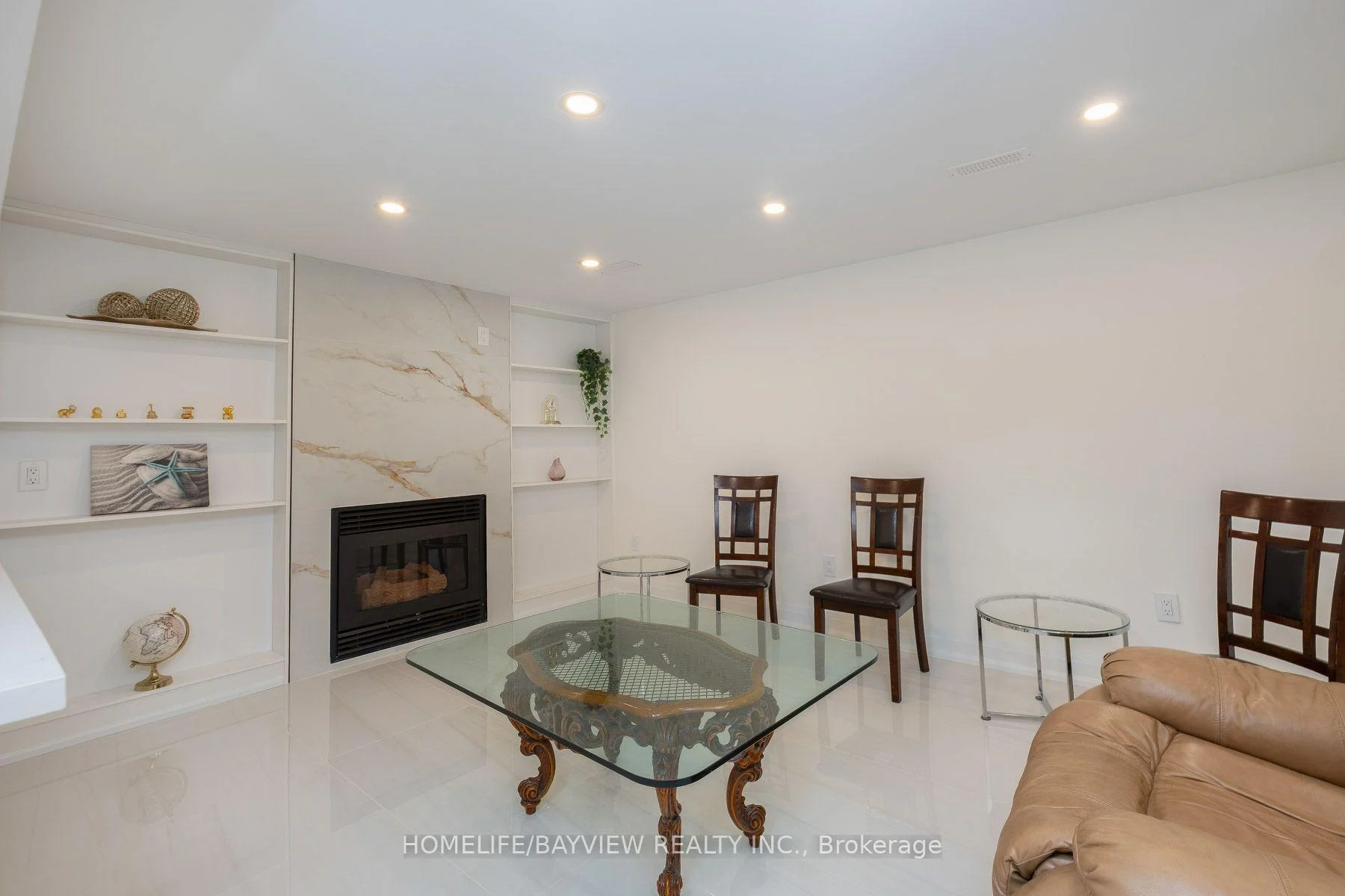 Photo 54 of 164 Steeles Avenue E, Markham, Grandview — HOMEH