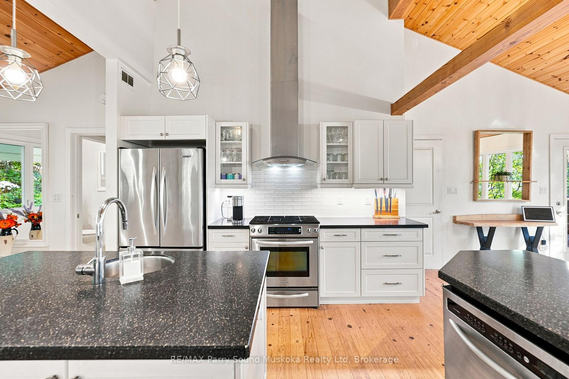 Photo 52 of 621 Deer Run Road, Magnetawan — HOMEH