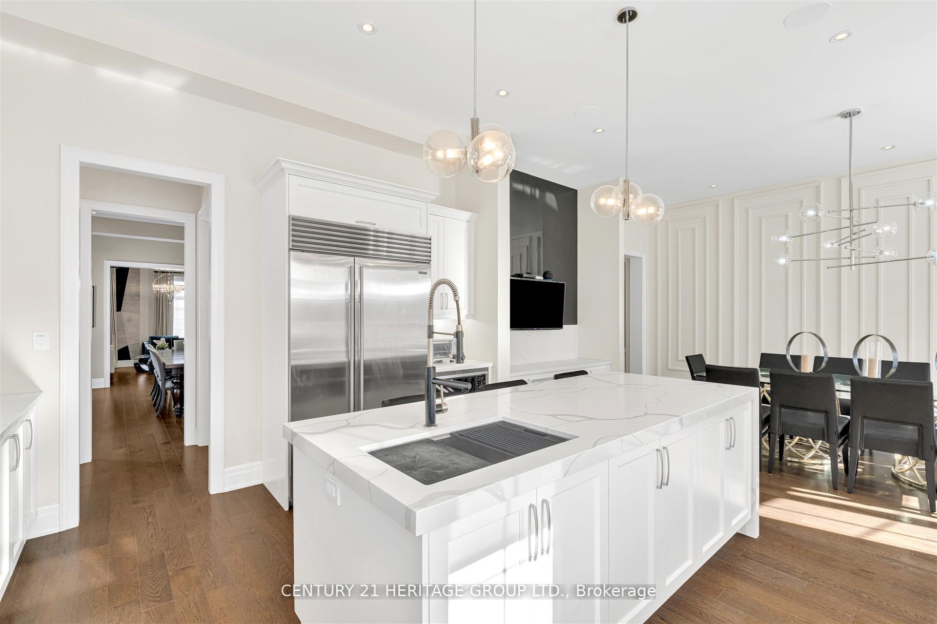 Photo 24 of 43 Sir Henry Court, King, King City — HOMEH