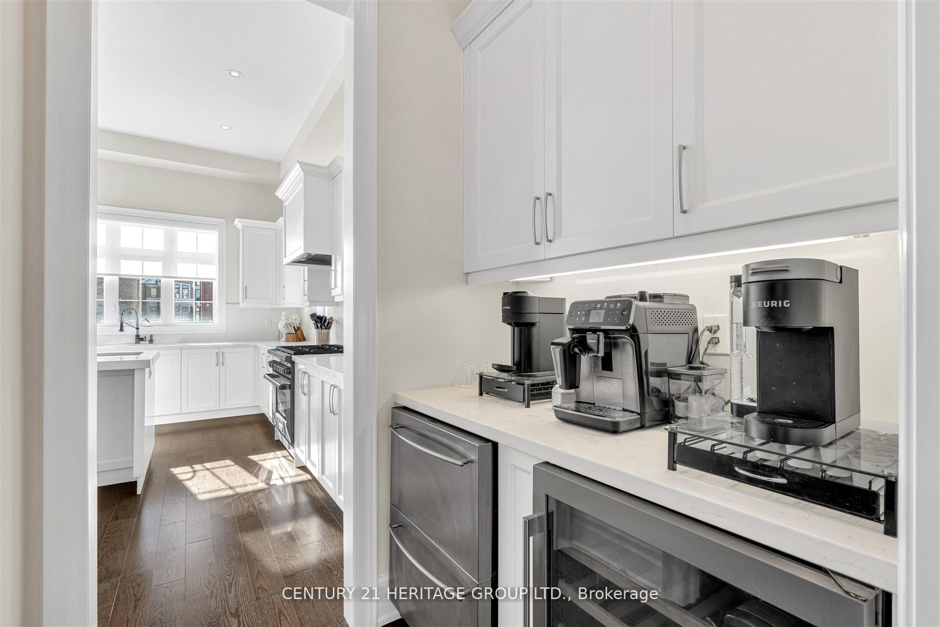 Photo 29 of 43 Sir Henry Court, King, King City — HOMEH