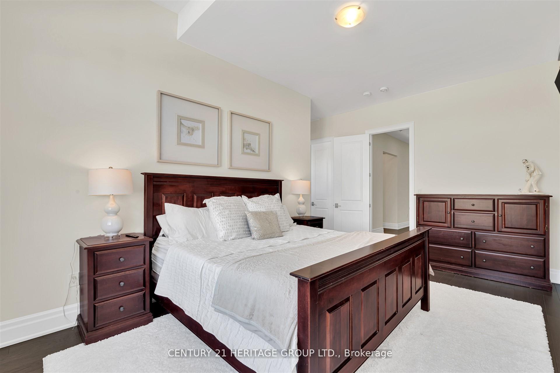 Photo 42 of 43 Sir Henry Court, King, King City — HOMEH