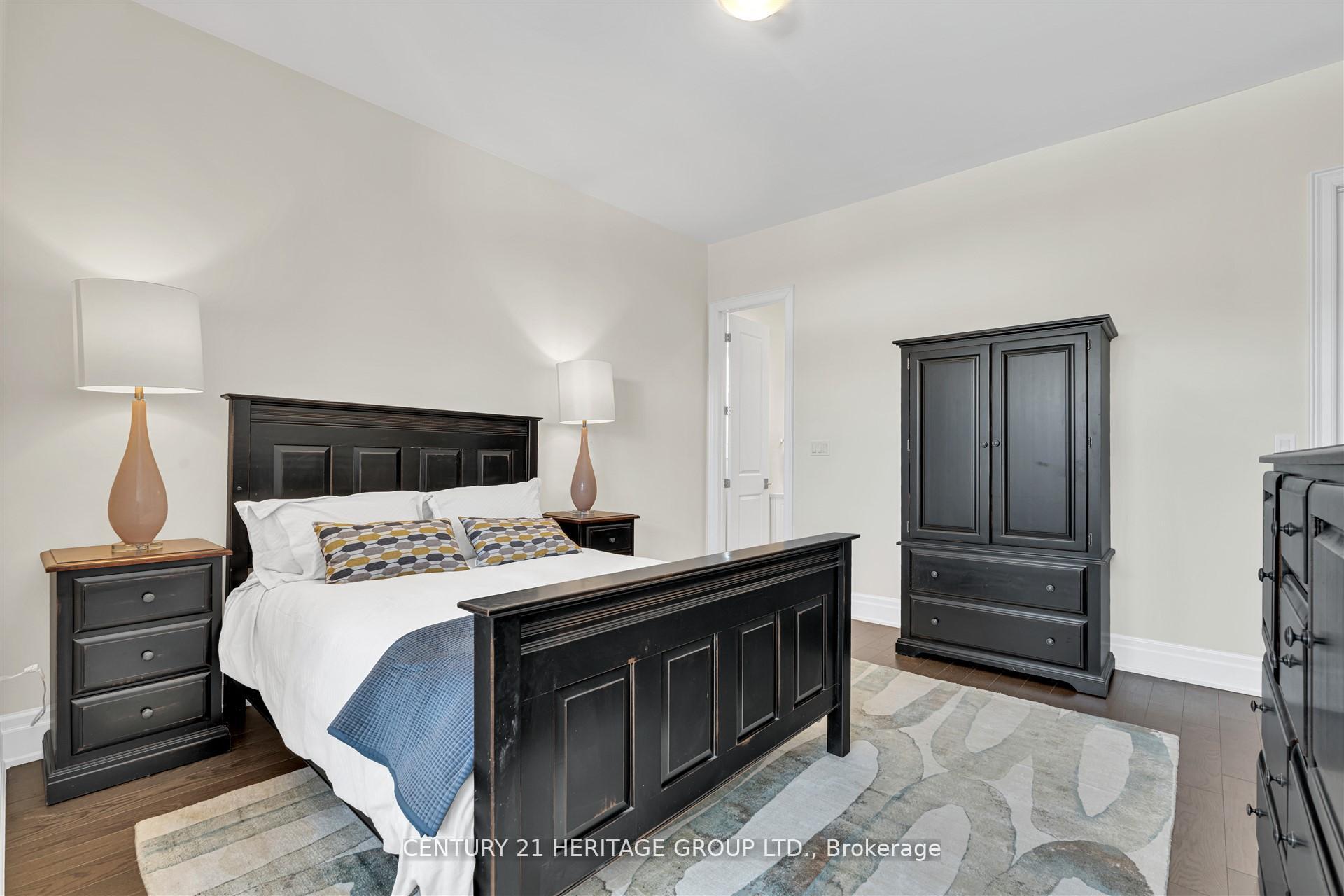 Photo 43 of 43 Sir Henry Court, King, King City — HOMEH