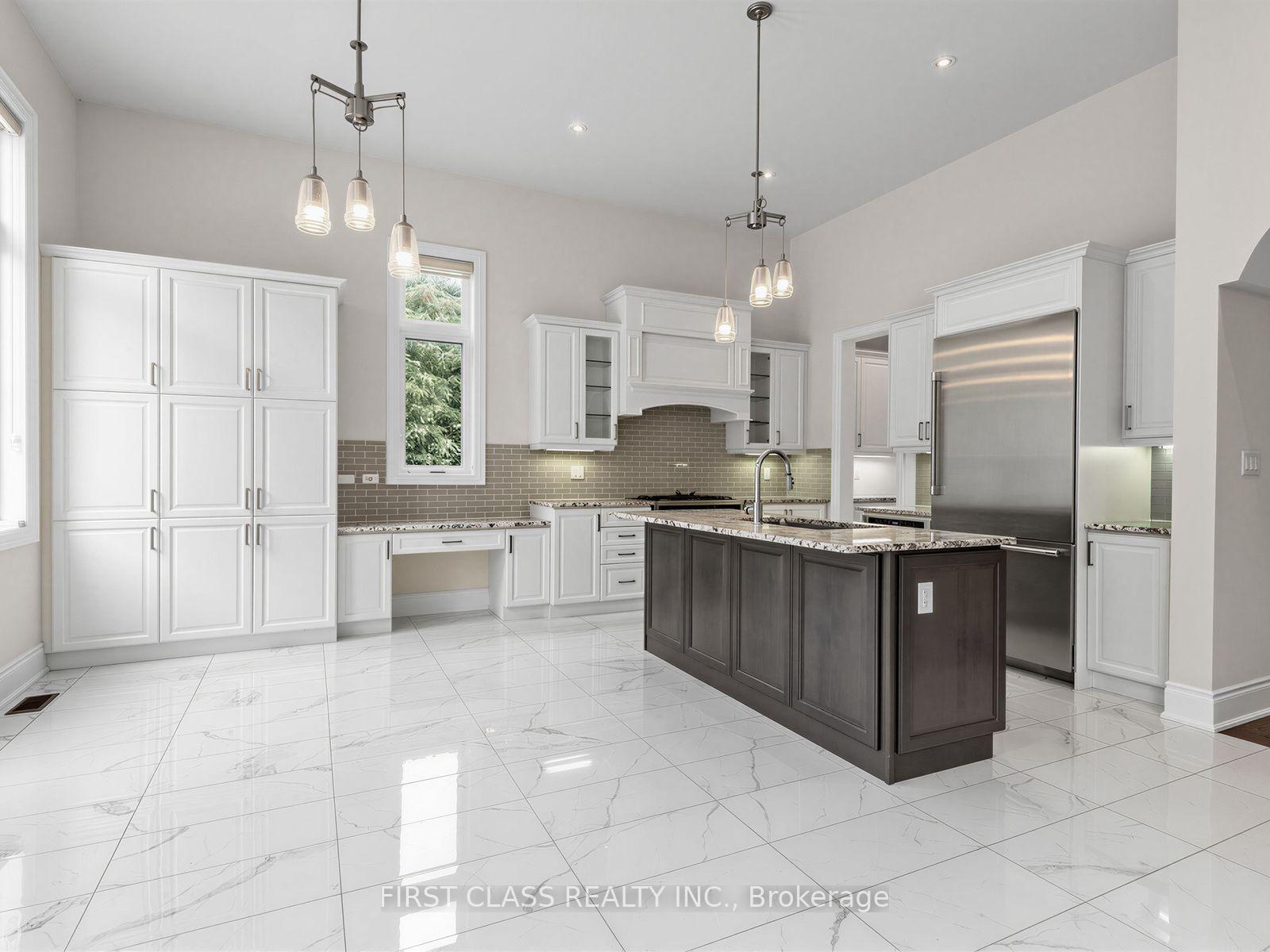 Photo 19 of 16 Macdonald Court, Richmond Hill, Oak Ridges Lake Wilcox — HOMEH