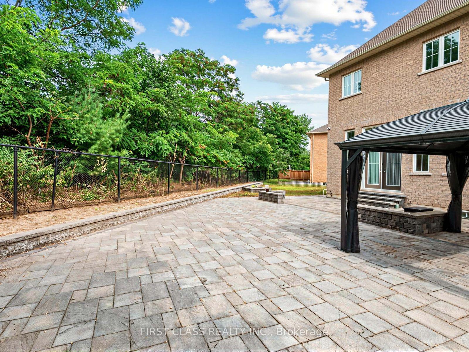 Photo 50 of 16 Macdonald Court, Richmond Hill, Oak Ridges Lake Wilcox — HOMEH