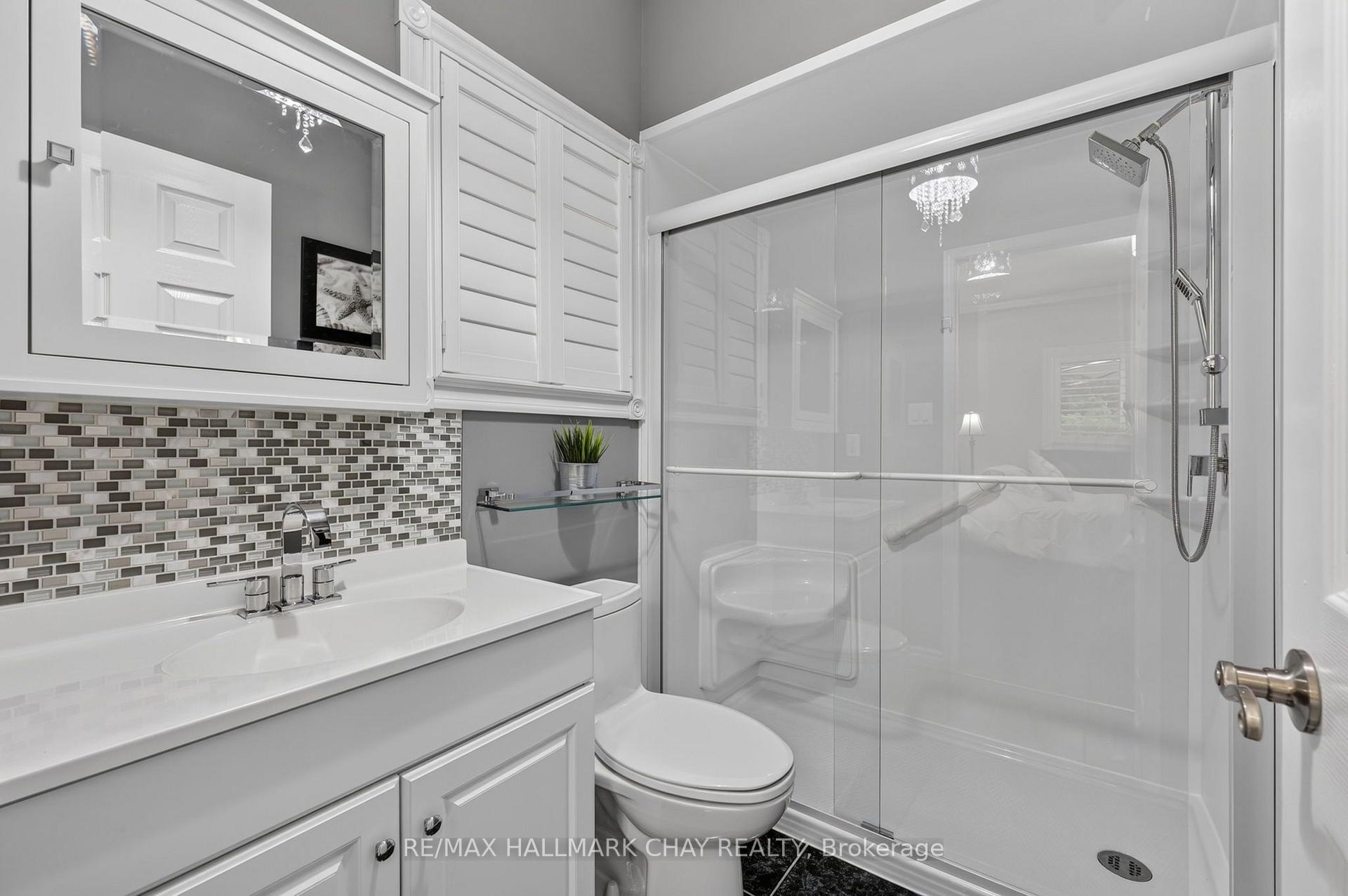 Photo 16 of 1925 Emerald Court, Innisfil, Alcona — HOMEH