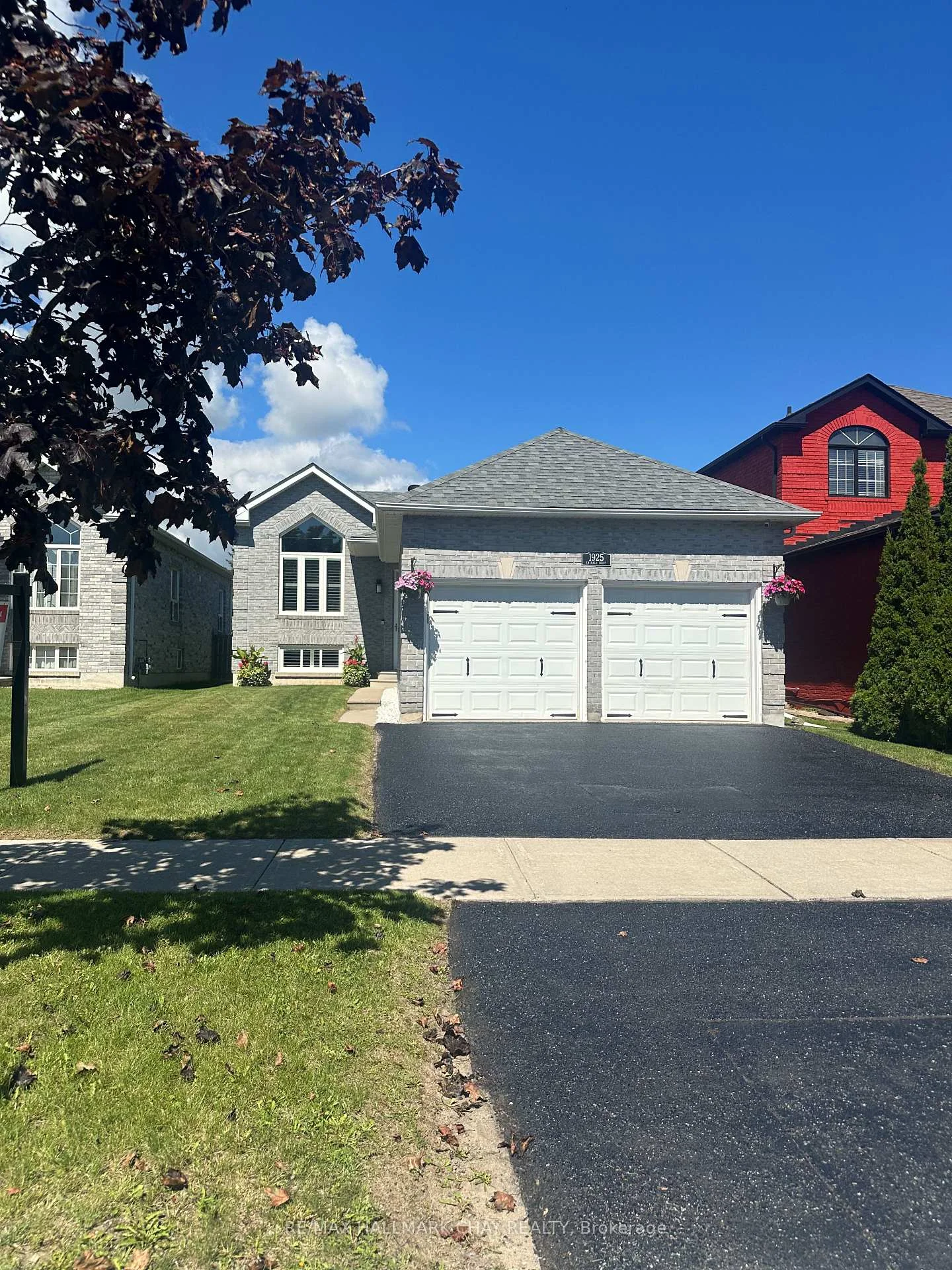 Photo 31 of 1925 Emerald Court, Innisfil, Alcona — HOMEH