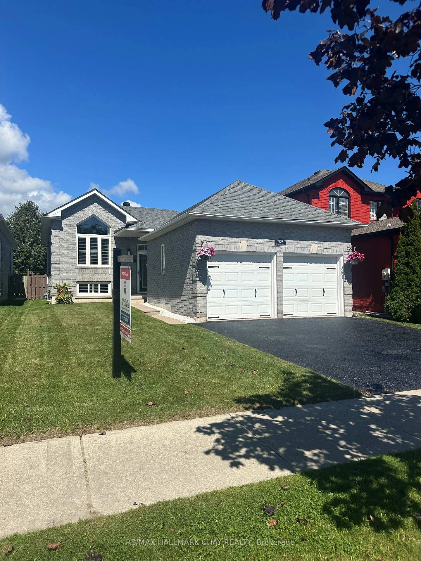 Photo 33 of 1925 Emerald Court, Innisfil, Alcona — HOMEH