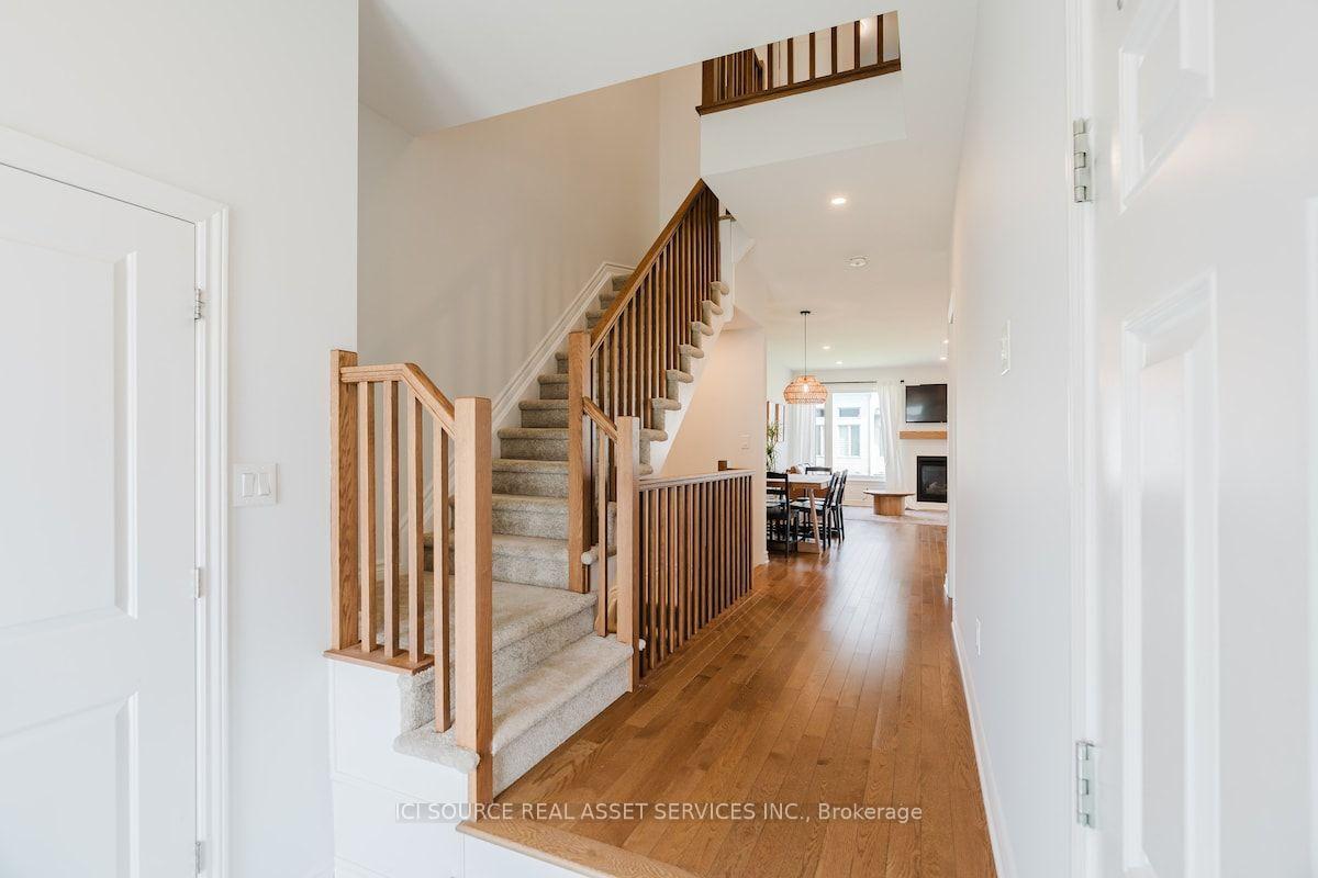 Photo 8 of 674 Capricorn Circle, Ottawa, Riverside South/Gloucester Glen — HOMEH