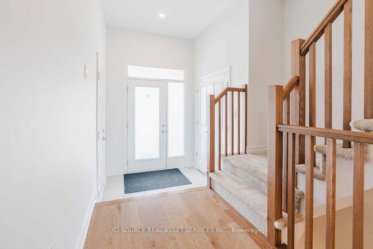 Photo 9 of 674 Capricorn Circle, Ottawa, Riverside South/Gloucester Glen — HOMEH