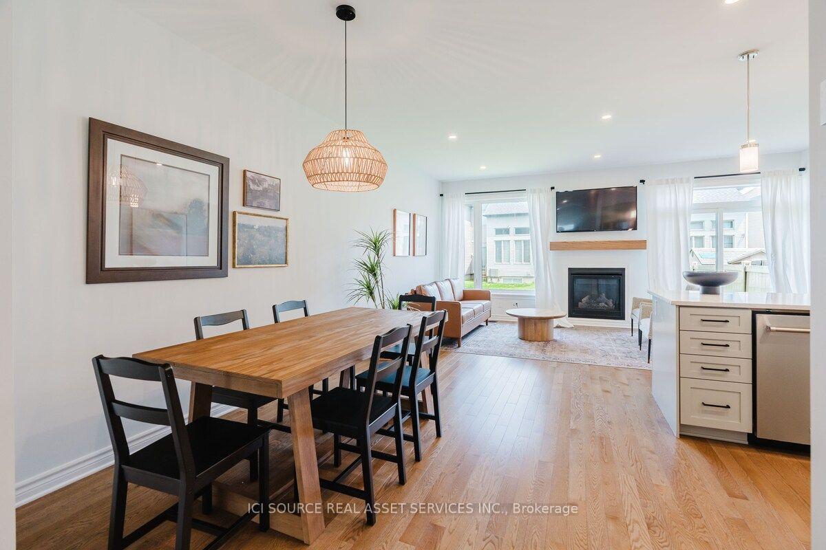 Photo 11 of 674 Capricorn Circle, Ottawa, Riverside South/Gloucester Glen — HOMEH